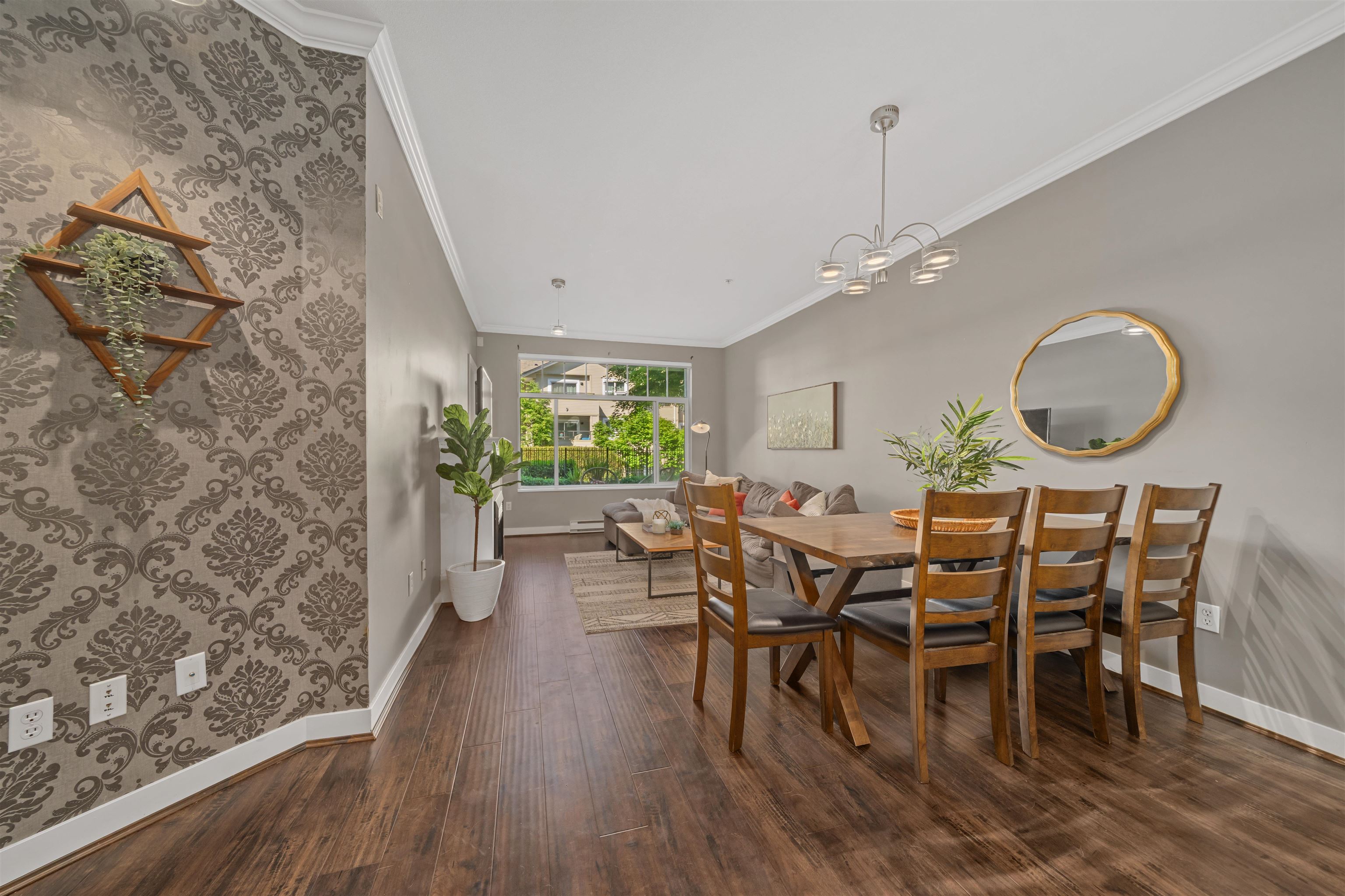 116 2353 MARPOLE AVENUE Unit: 116