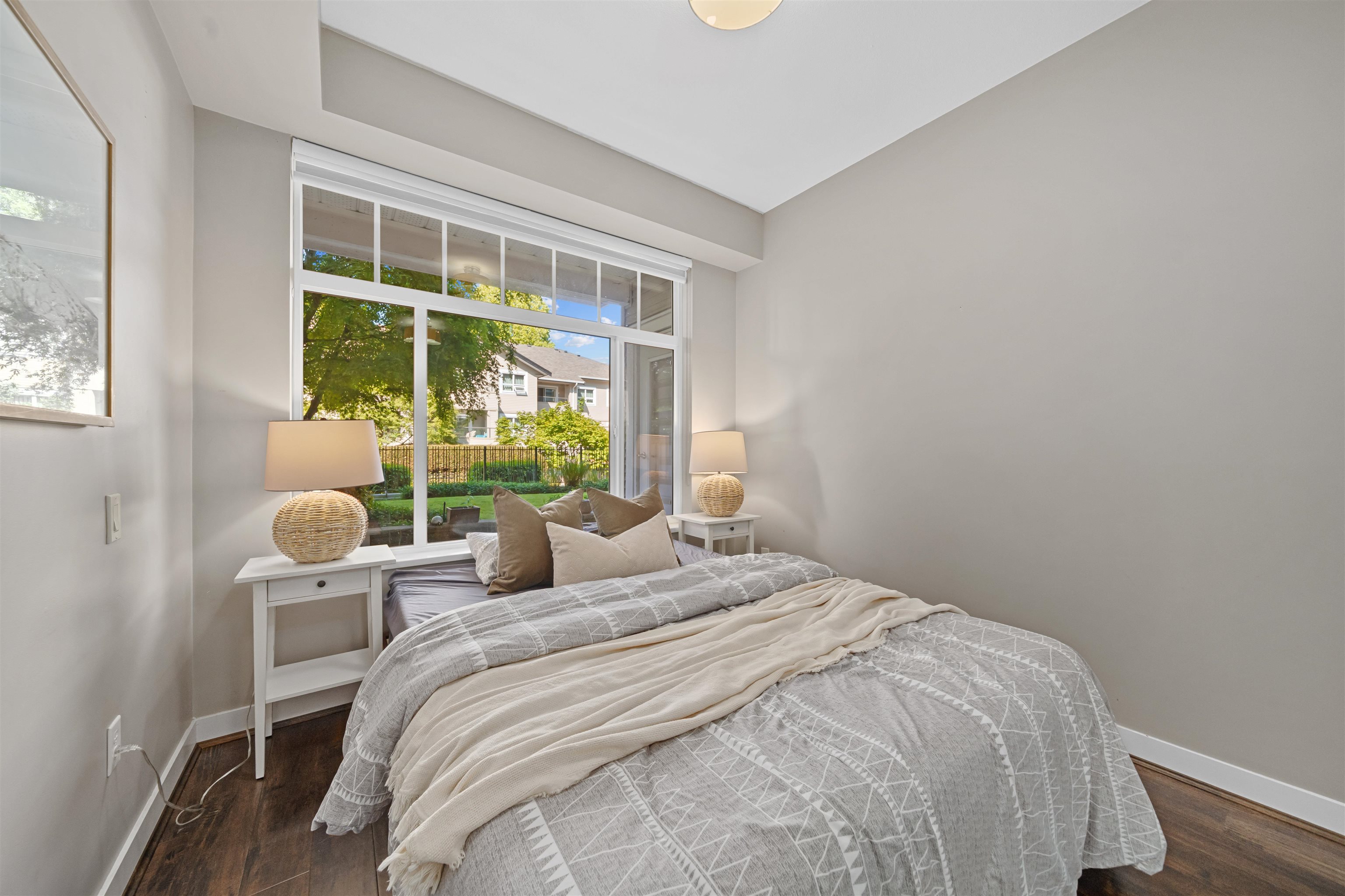 116 2353 MARPOLE AVENUE Unit: 116