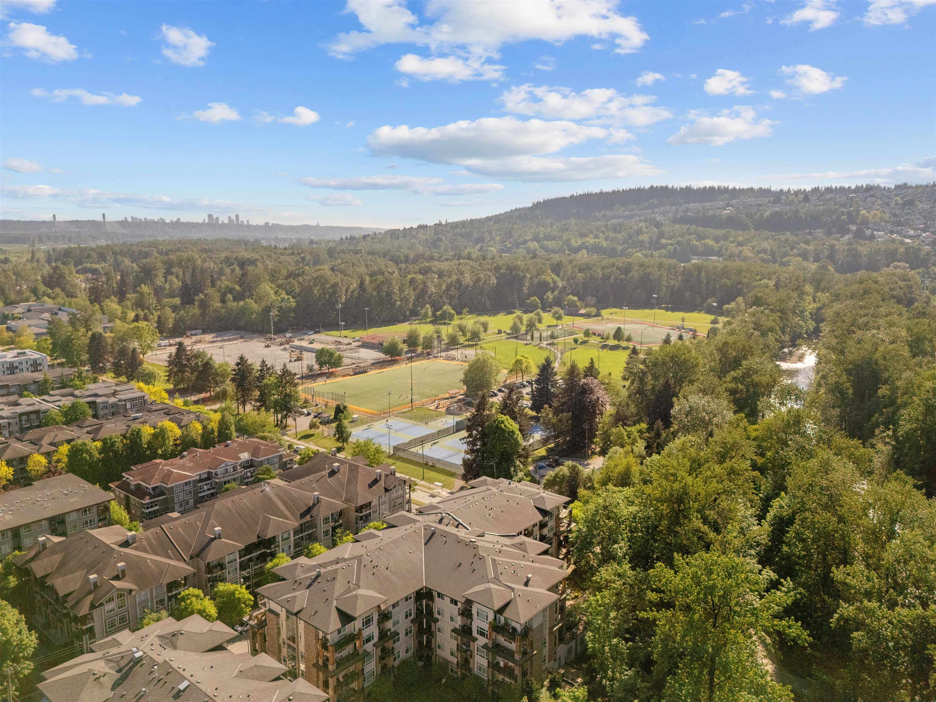 116 2353 MARPOLE AVENUE Unit: 116