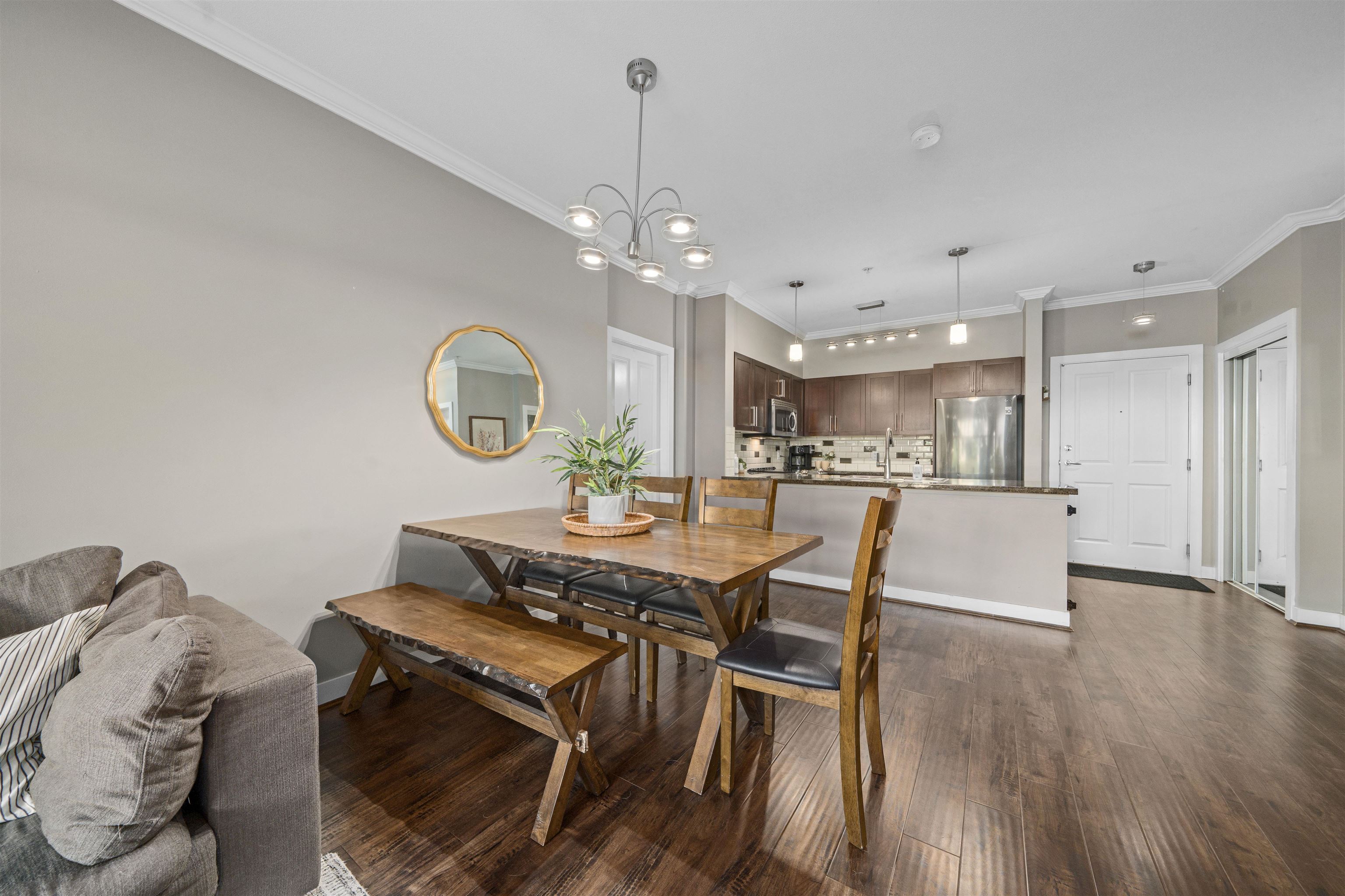 116 2353 MARPOLE AVENUE Unit: 116