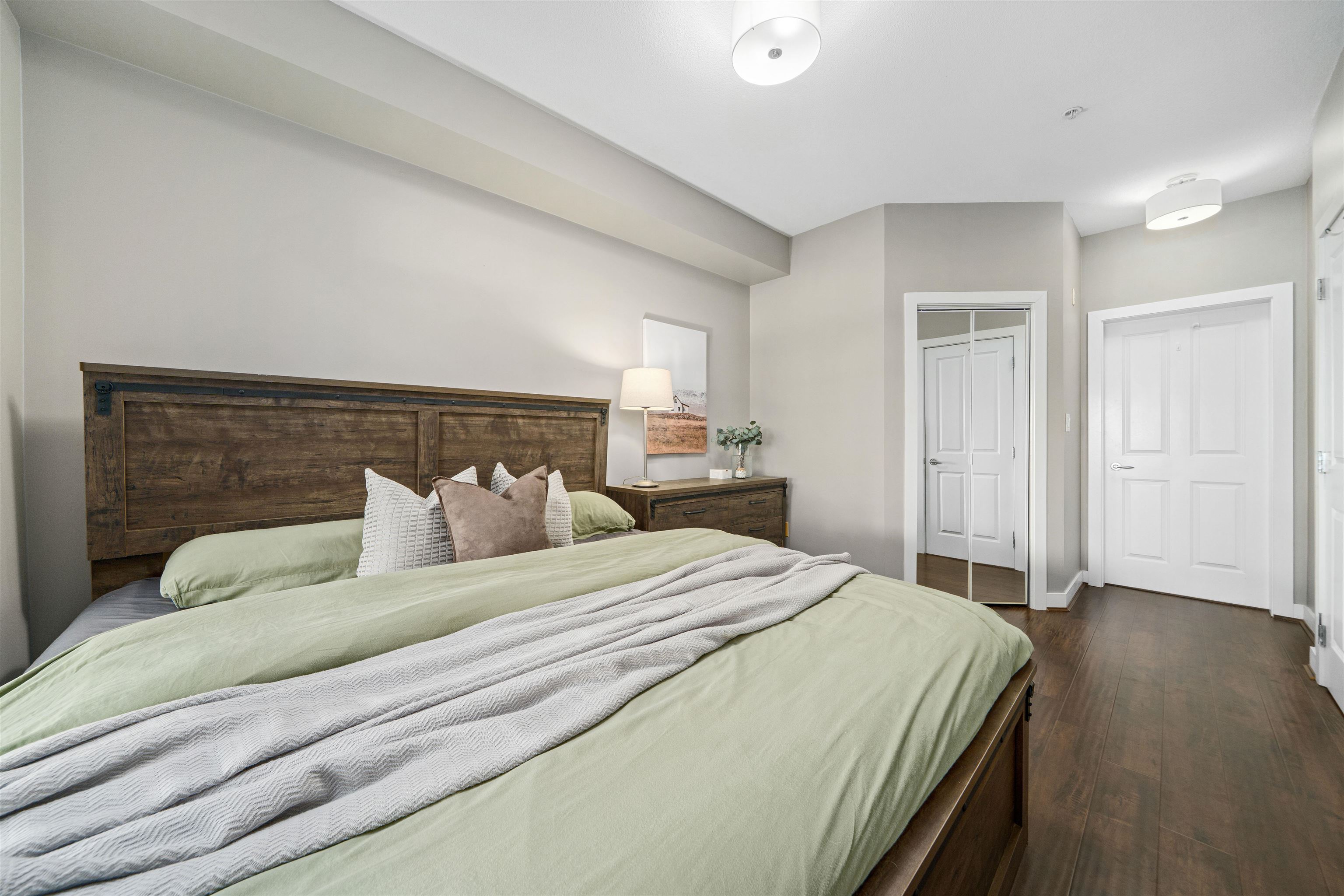 116 2353 MARPOLE AVENUE Unit: 116