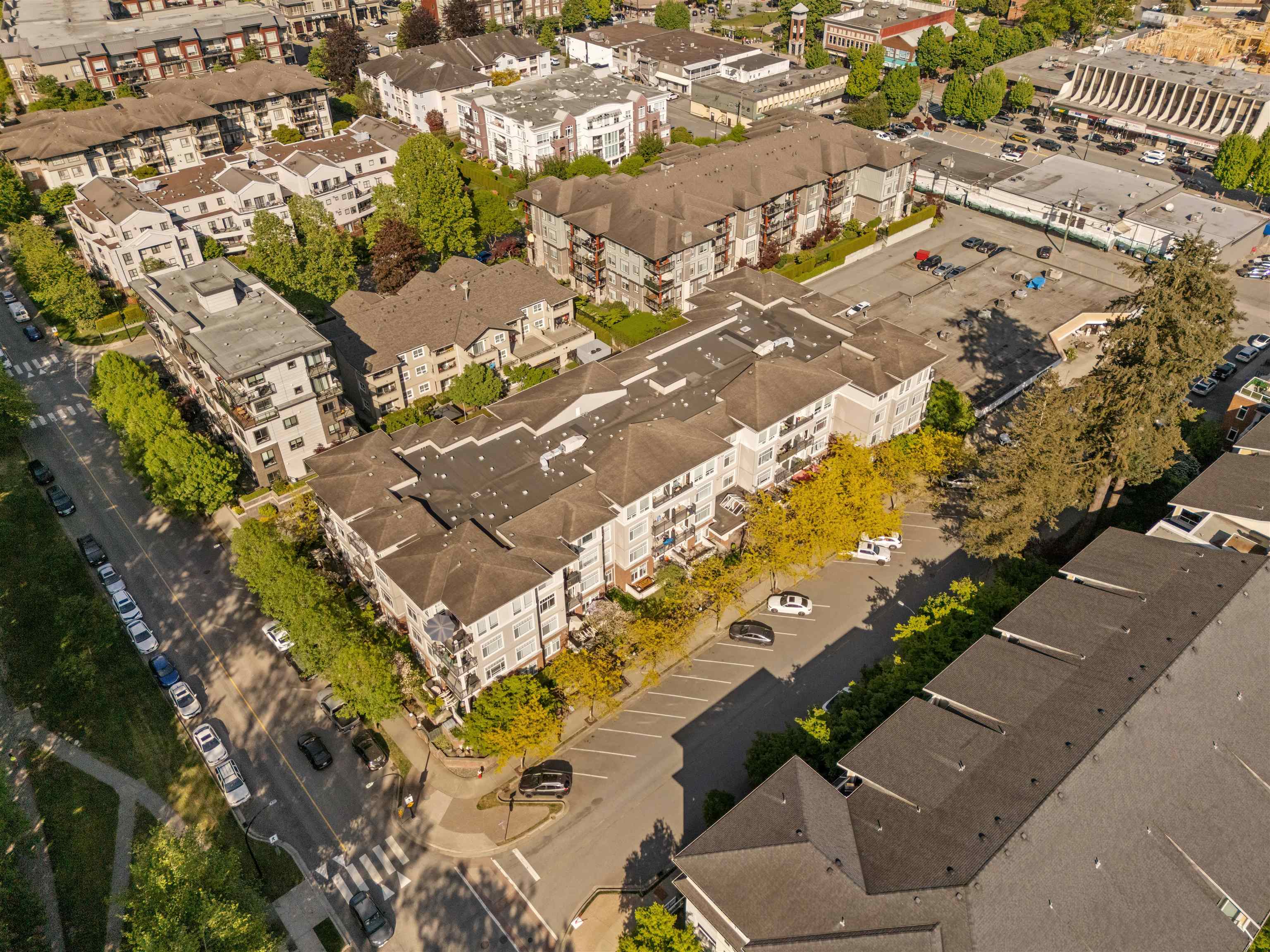 116 2353 MARPOLE AVENUE Unit: 116