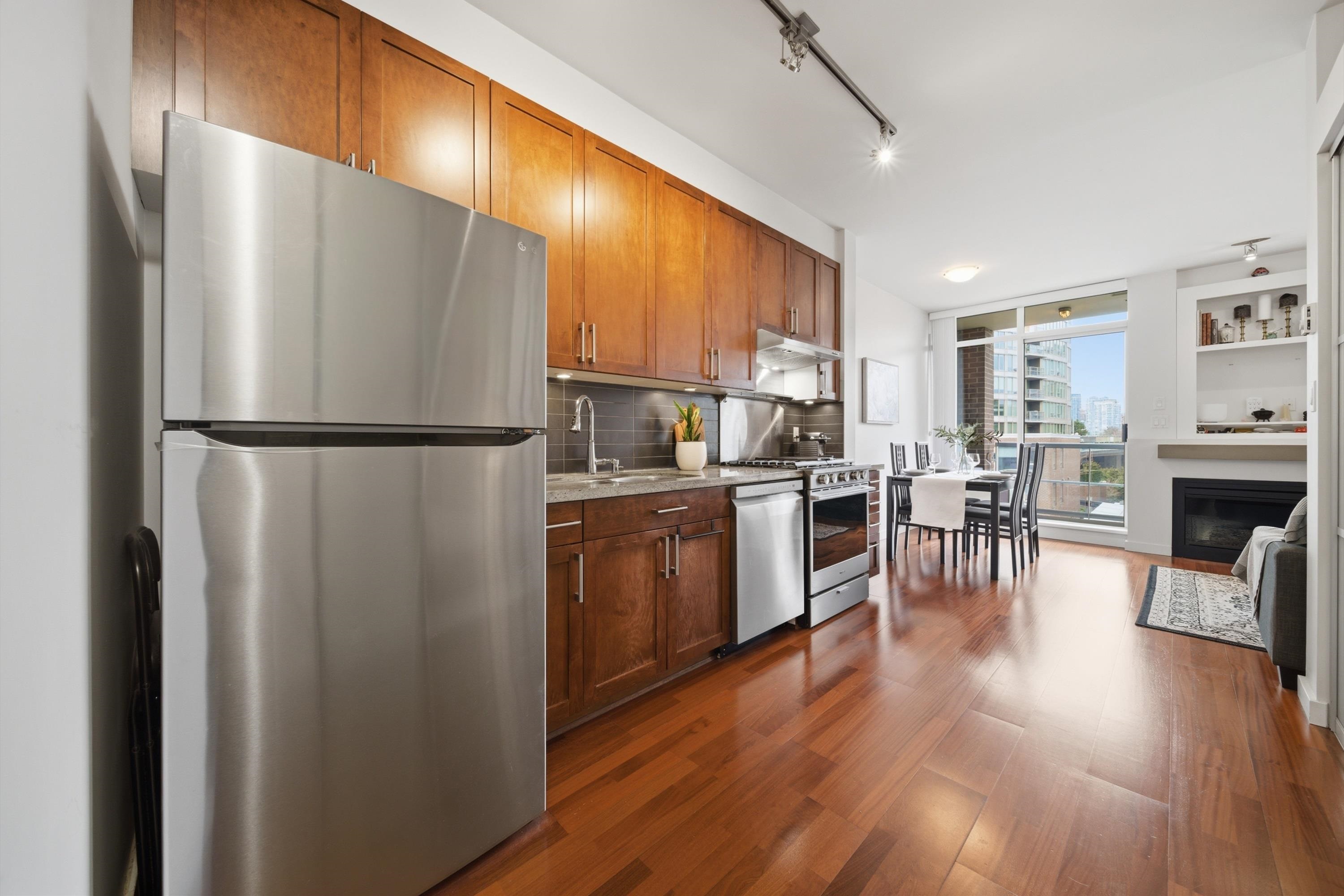 306 2055 YUKON STREET Unit: 306
