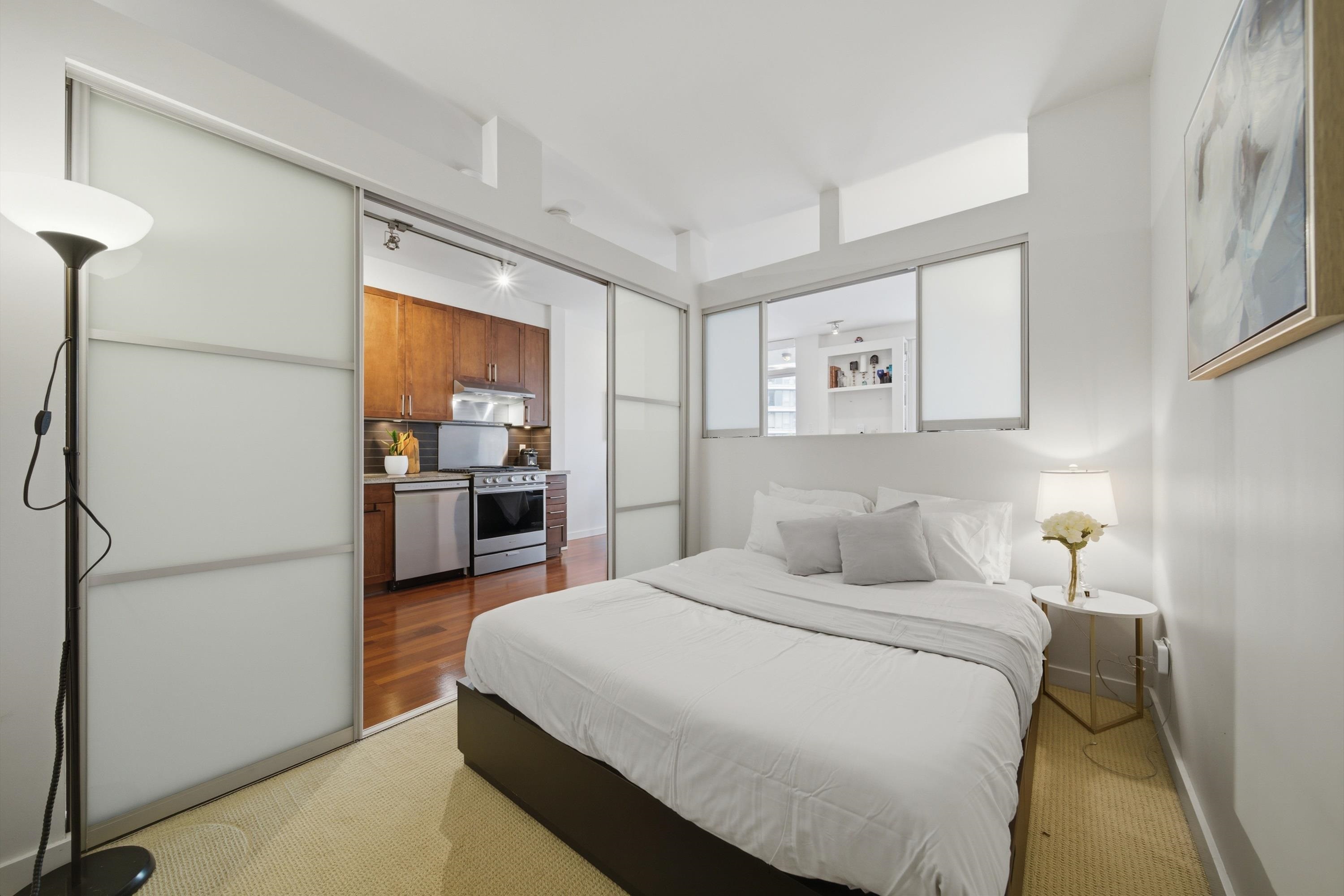 306 2055 YUKON STREET Unit: 306