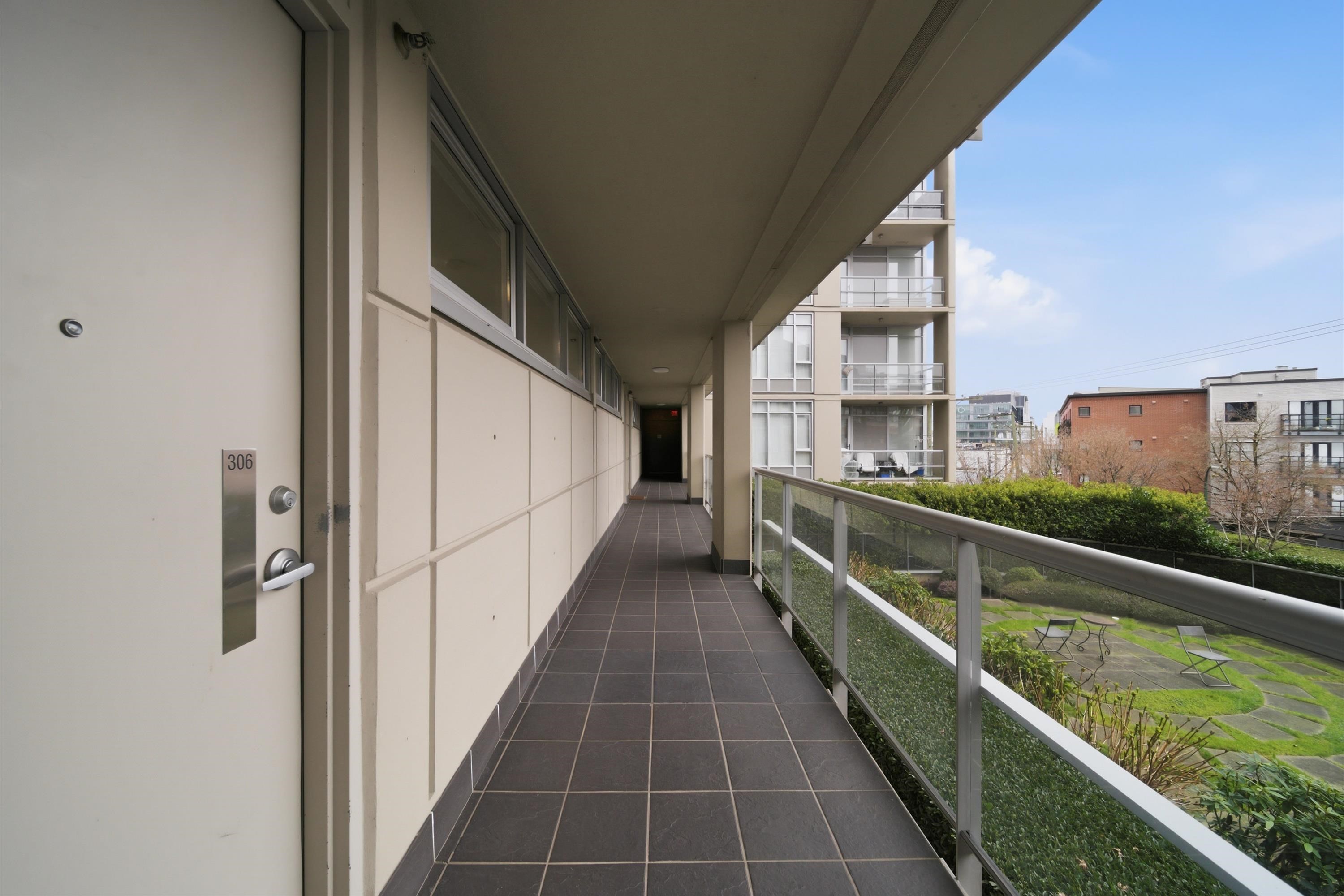306 2055 YUKON STREET Unit: 306