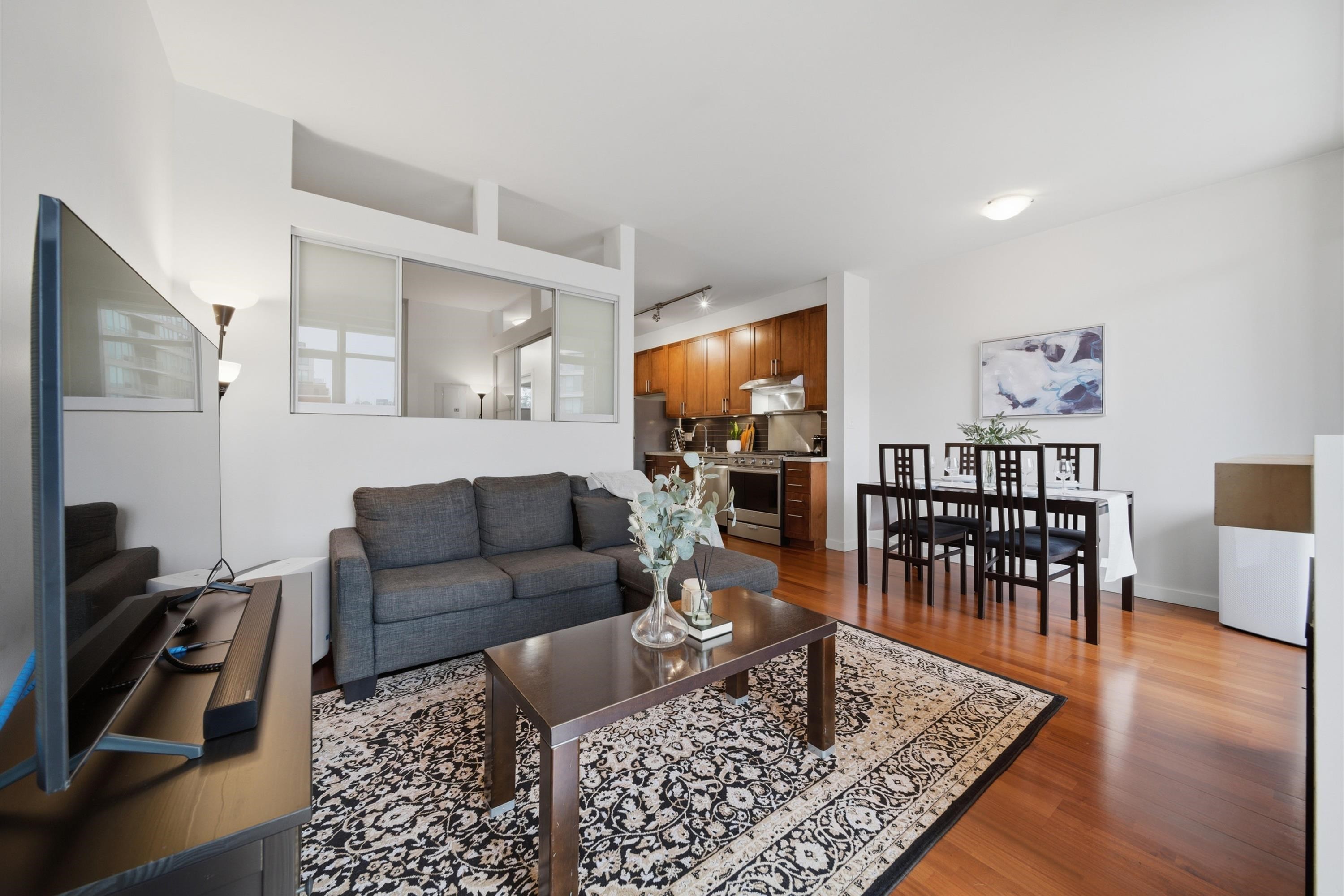 306 2055 YUKON STREET Unit: 306