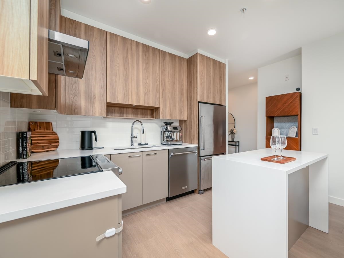 103 7599 15TH STREET Unit: 103