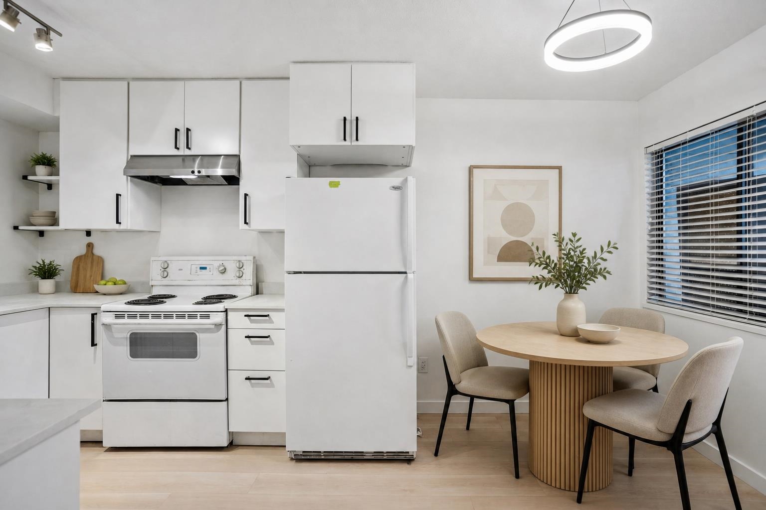 61 3851 BLUNDELL ROAD Unit: 61