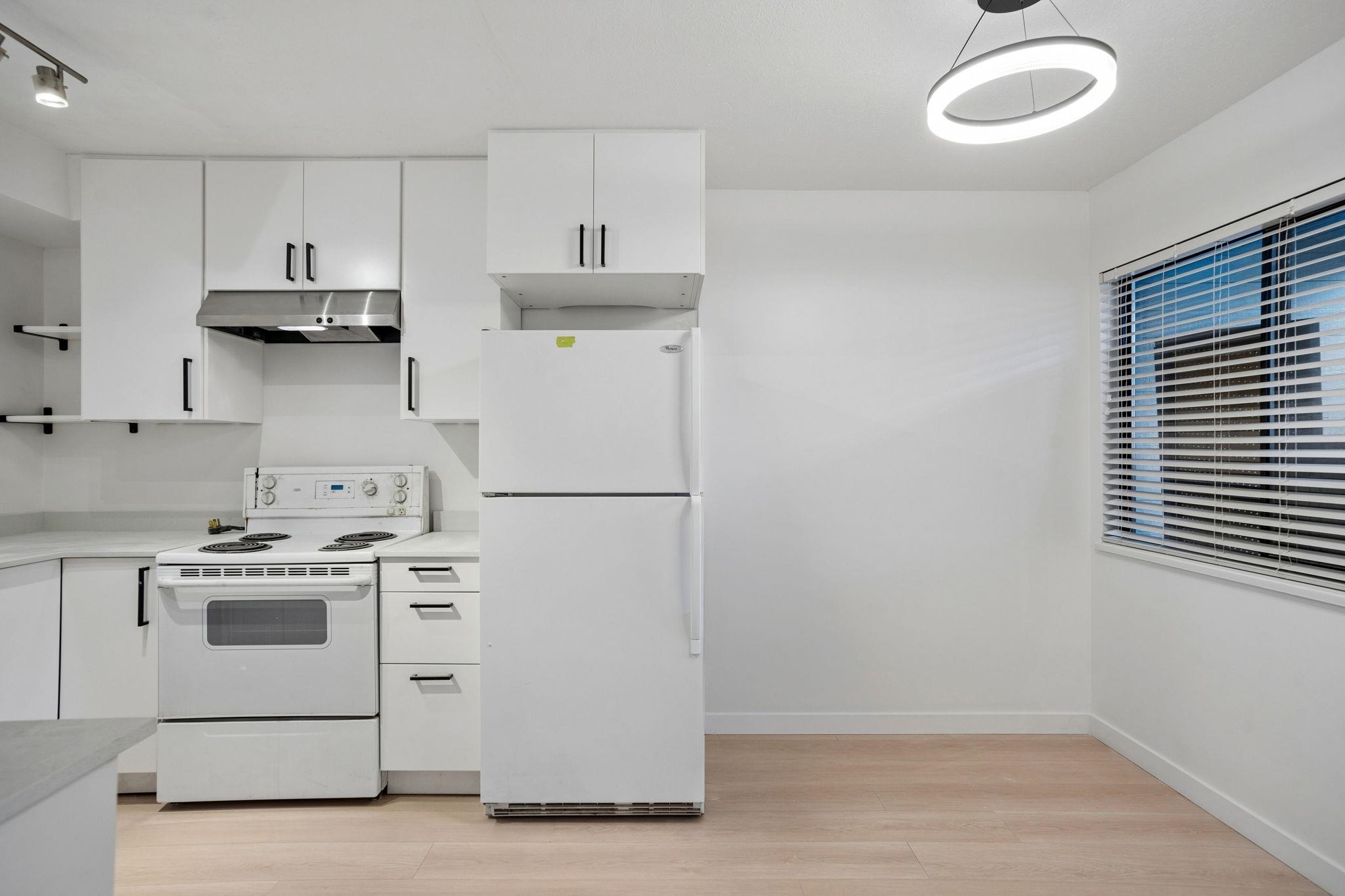 61 3851 BLUNDELL ROAD Unit: 61