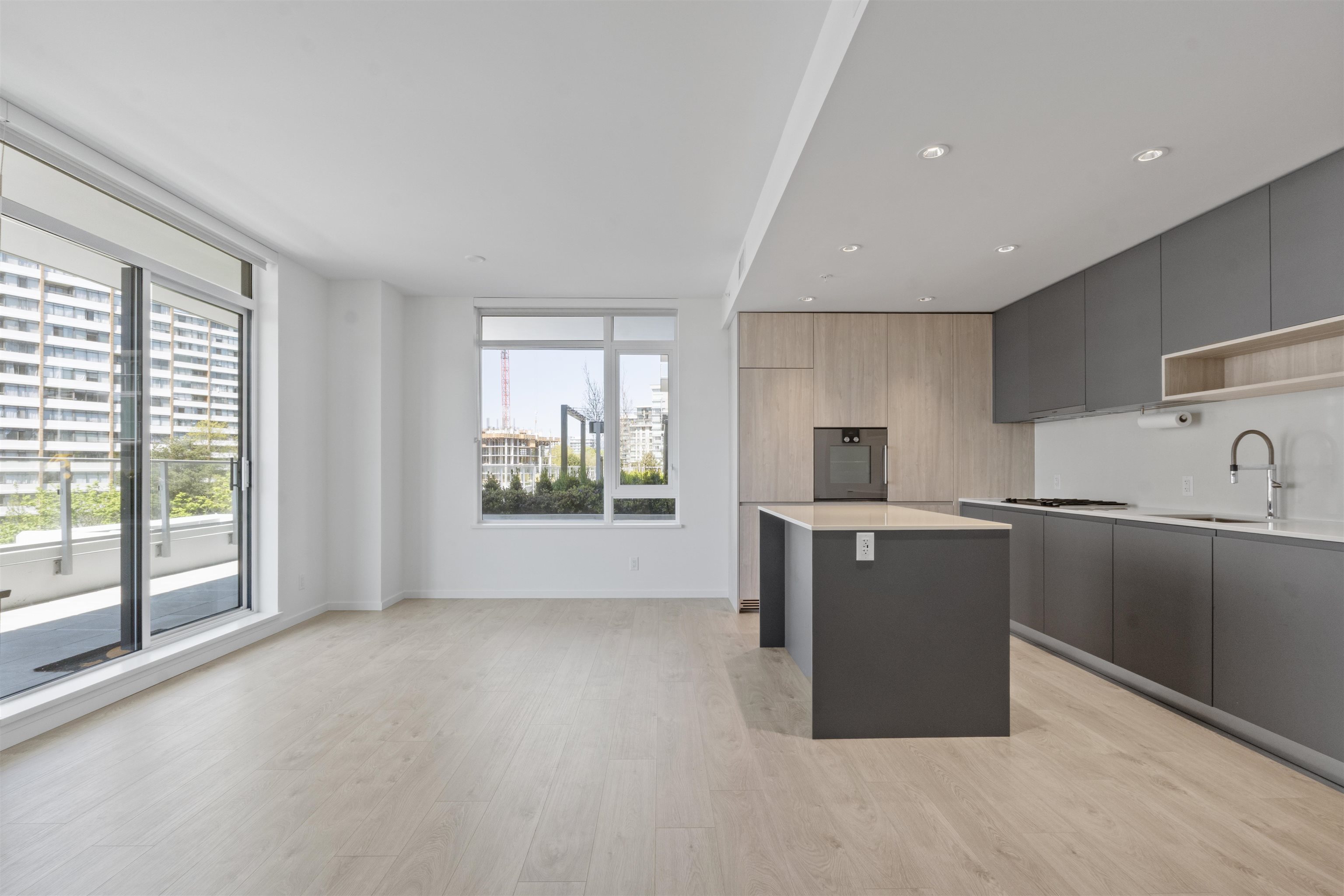 468 6600 MINORU BOULEVARD Unit: 468