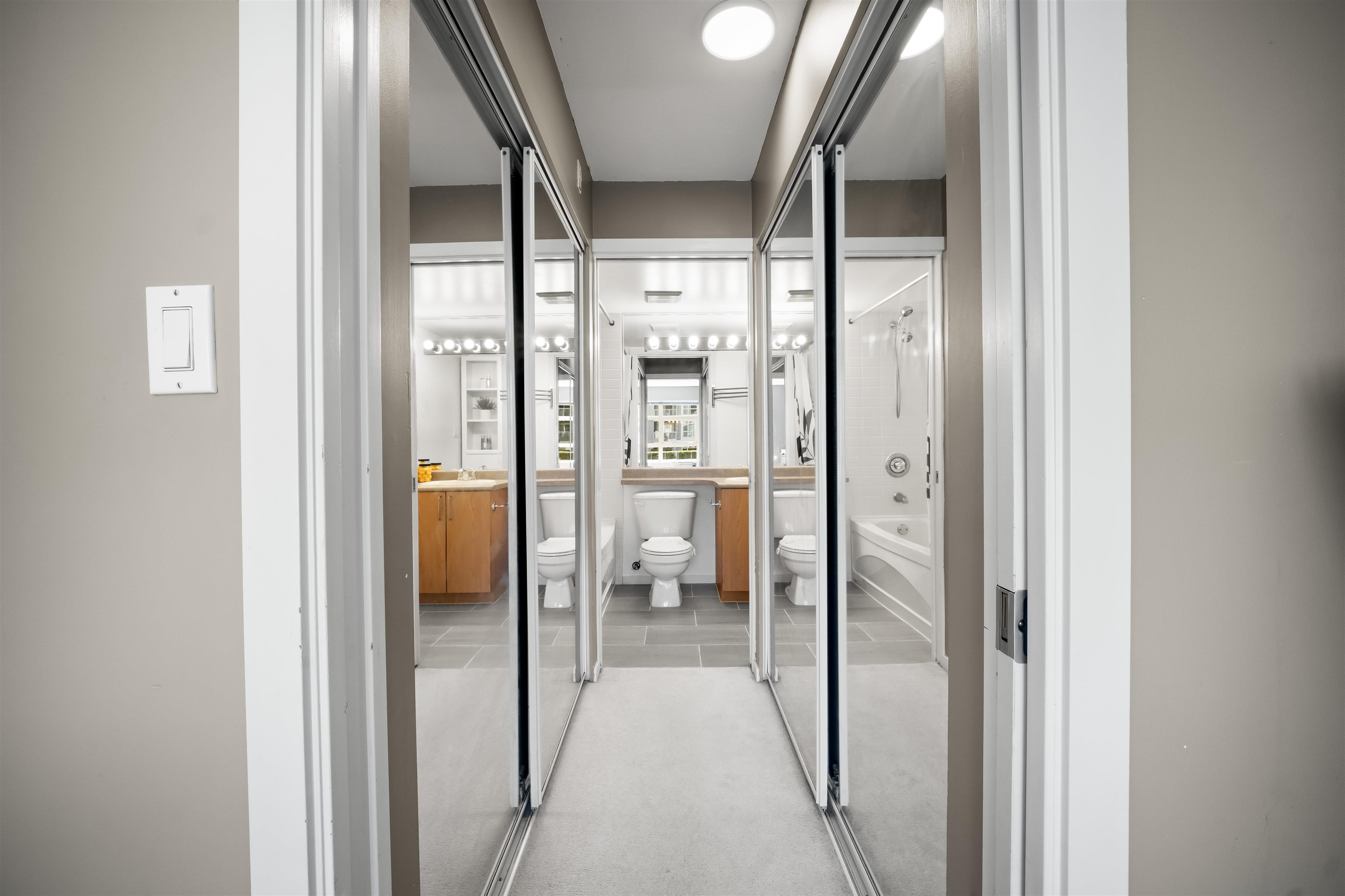 302 3142 ST JOHNS STREET Unit: 302