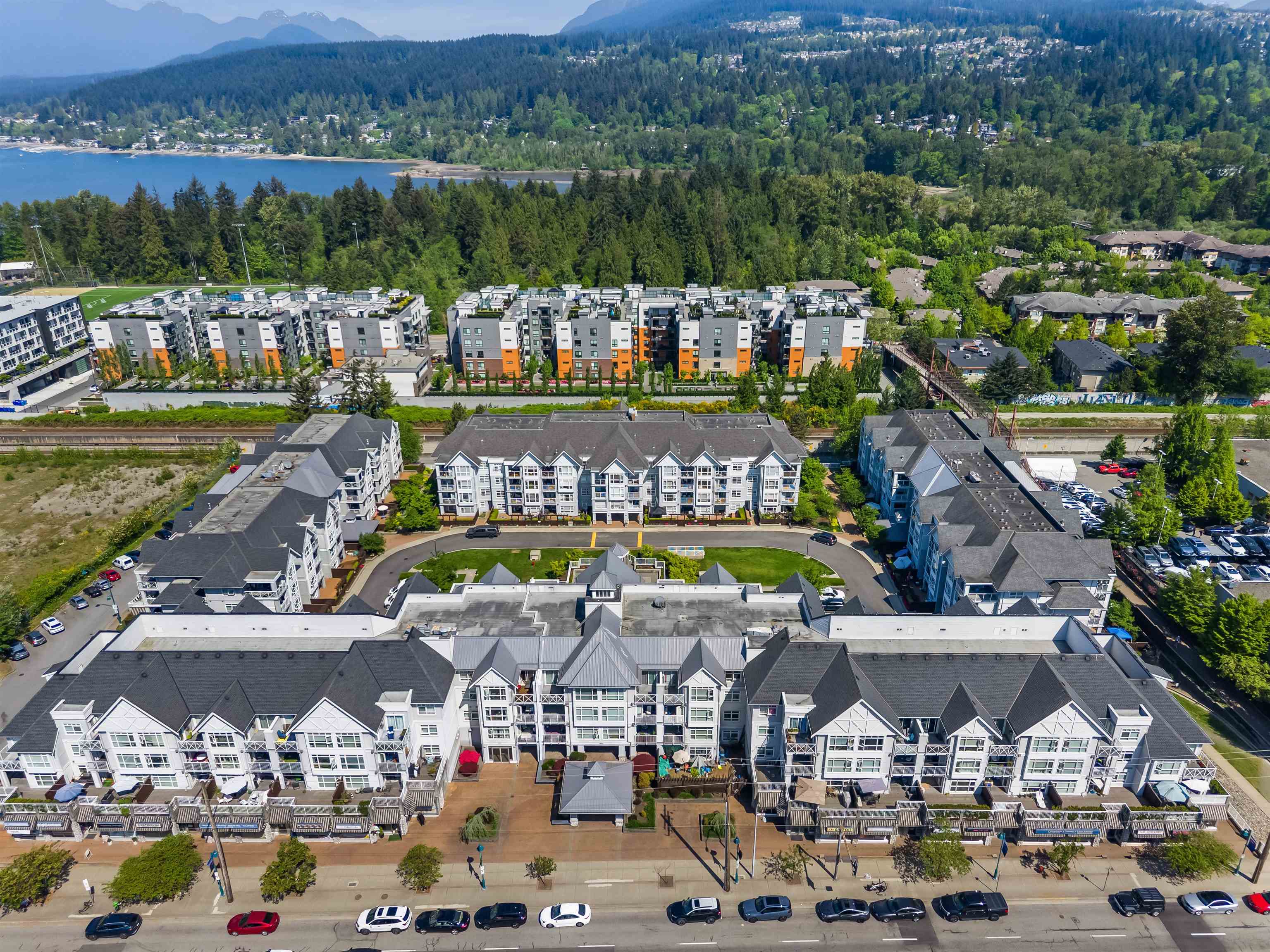 302 3142 ST JOHNS STREET Unit: 302