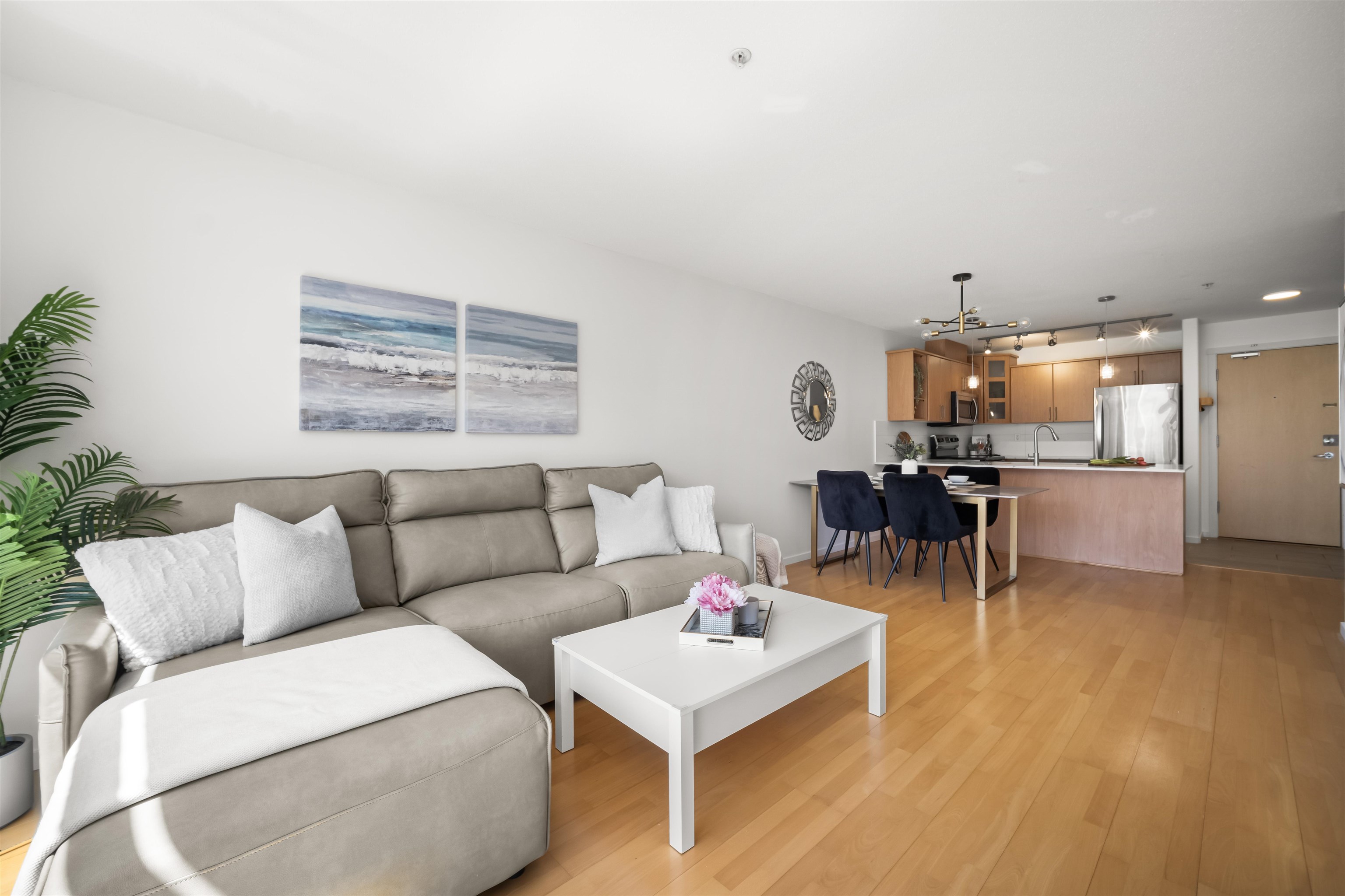 302 3142 ST JOHNS STREET Unit: 302