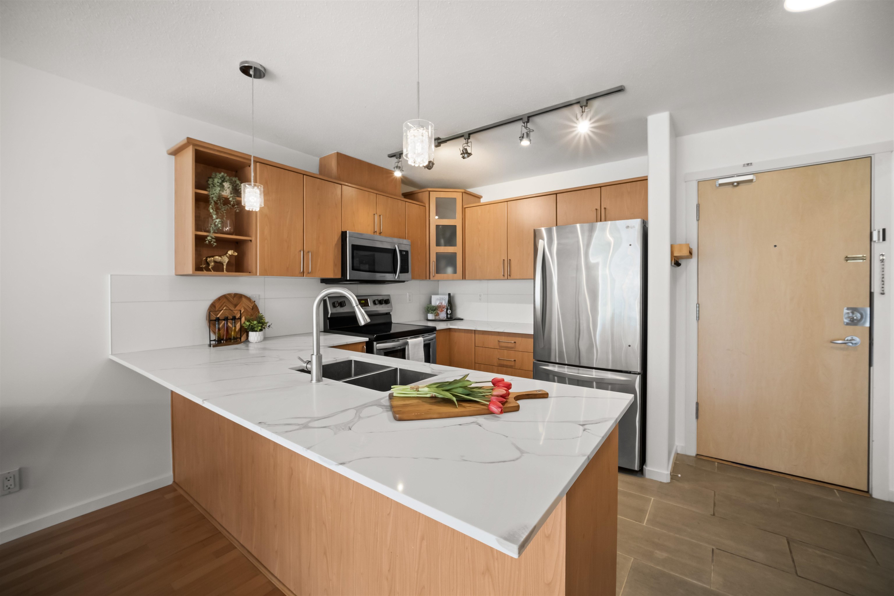 302 3142 ST JOHNS STREET Unit: 302