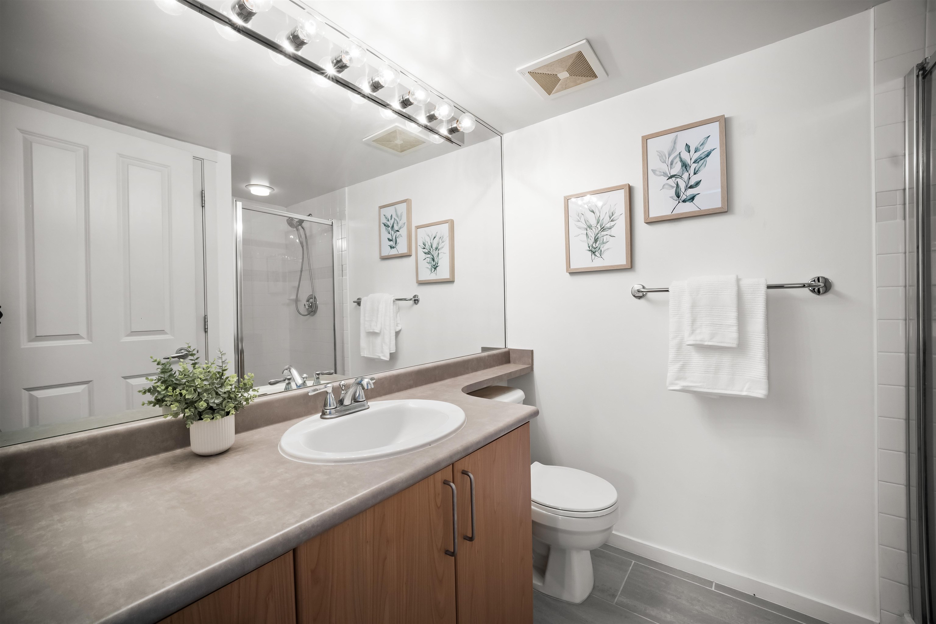 302 3142 ST JOHNS STREET Unit: 302