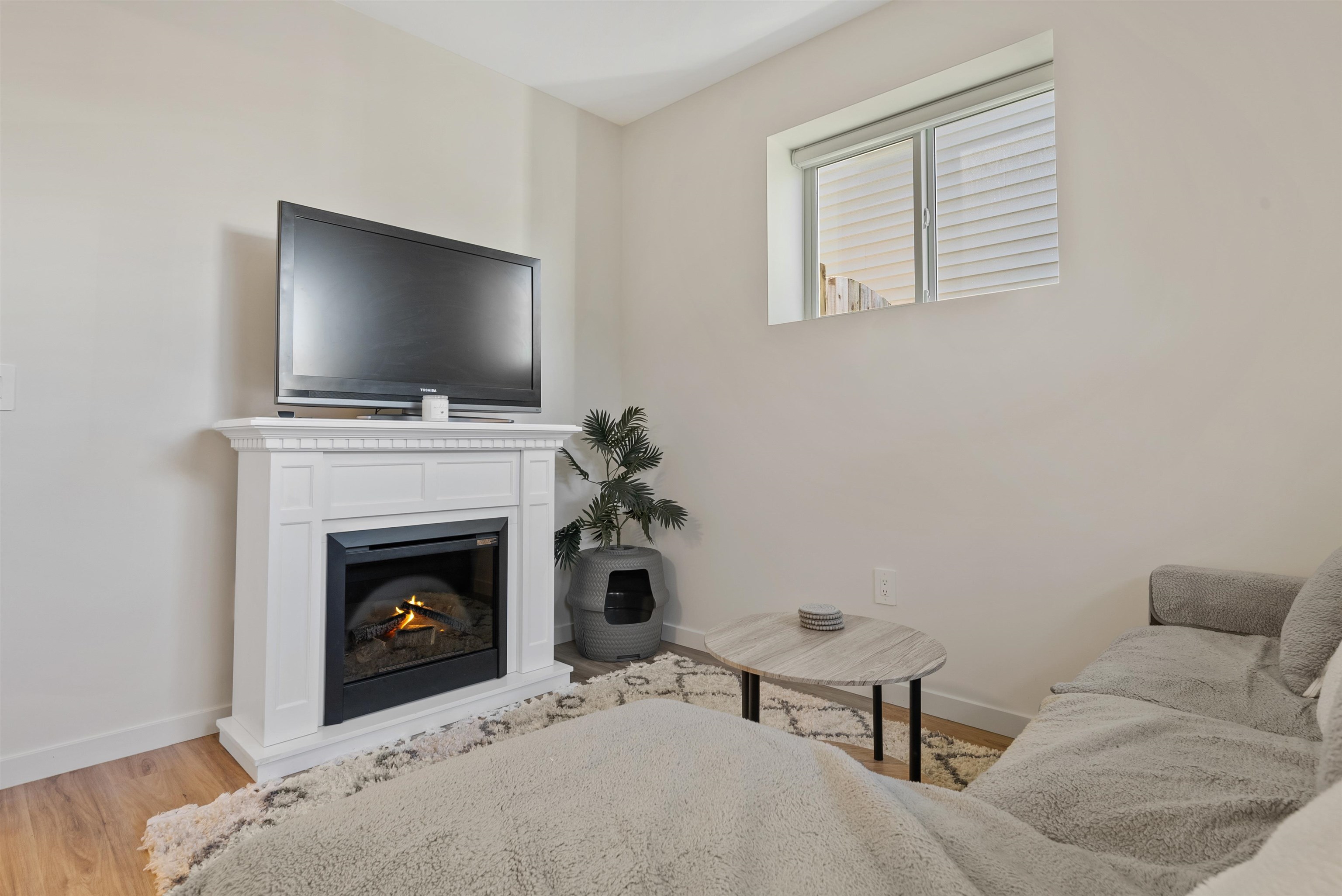 25097 112 AVENUE