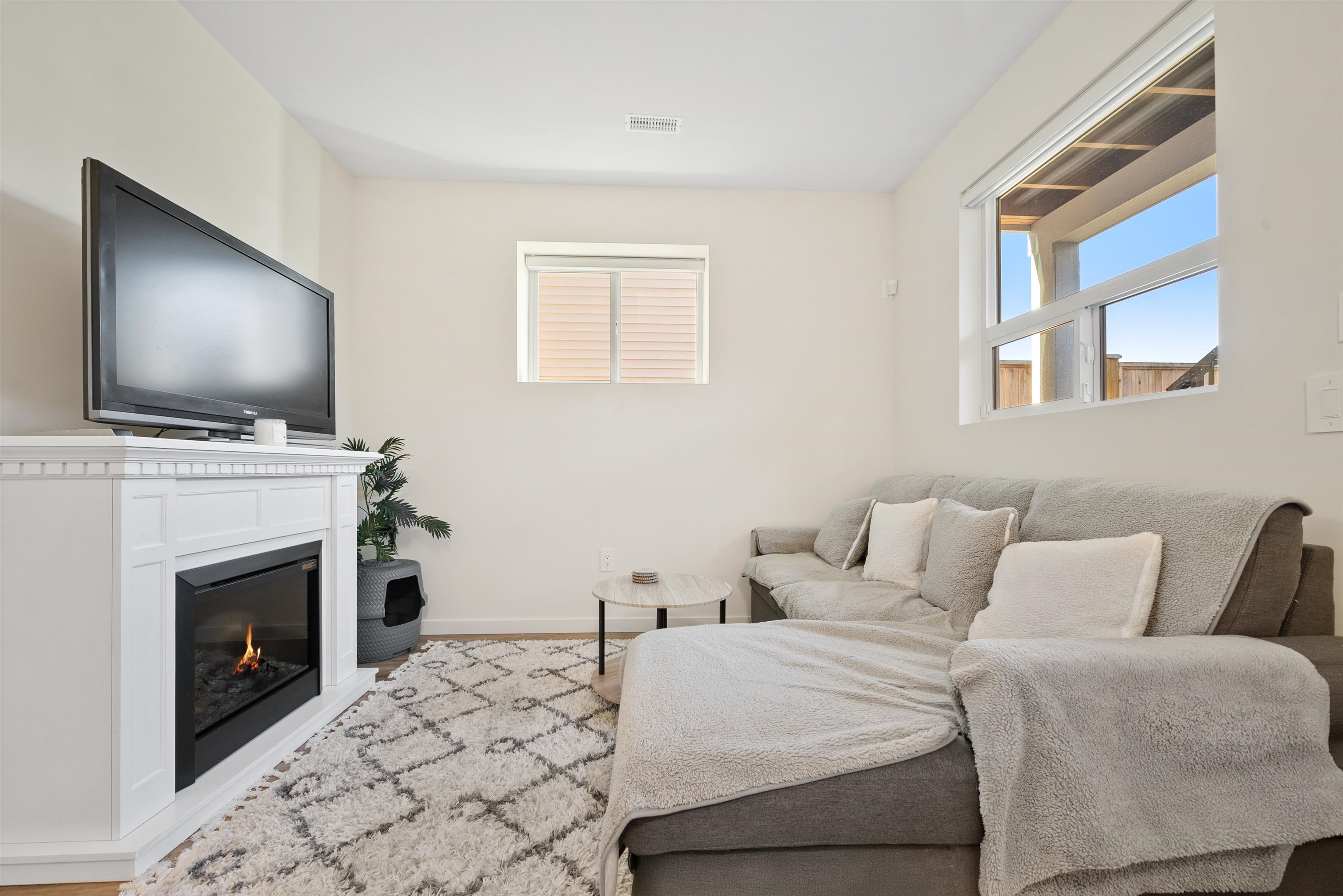 25097 112 AVENUE