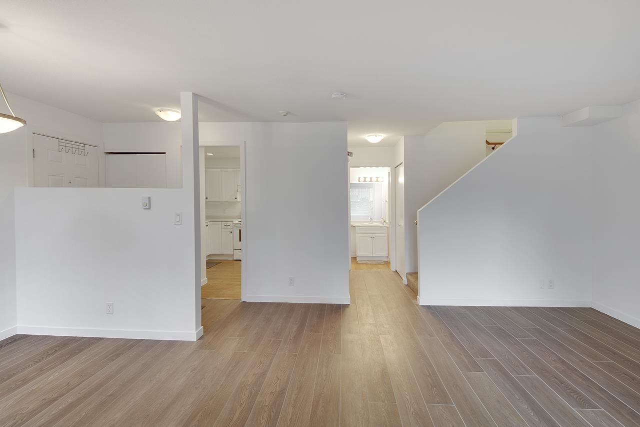 3380 MARQUETTE CRESCENT
