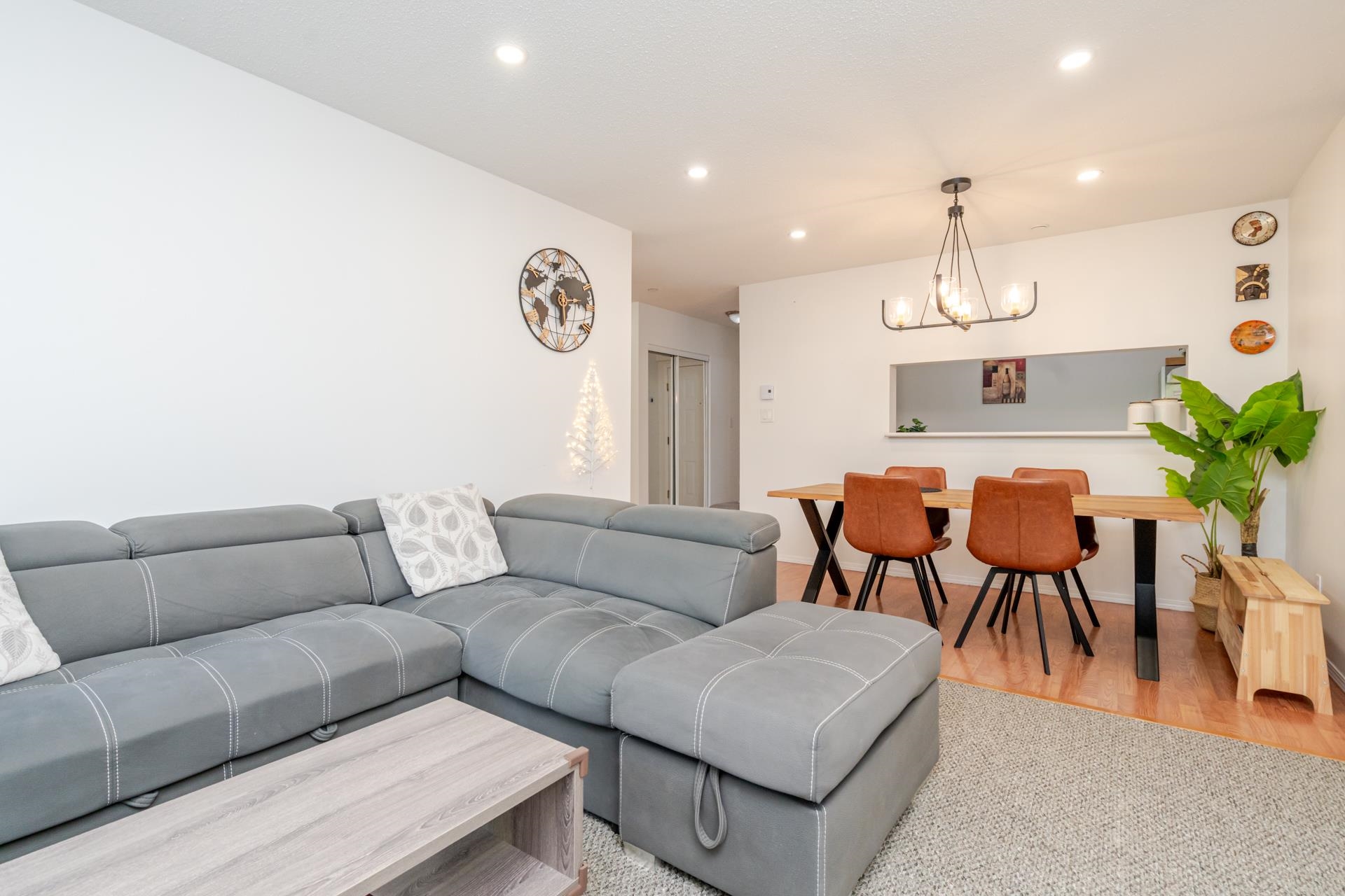 303 16137 83 AVENUE Unit: 303