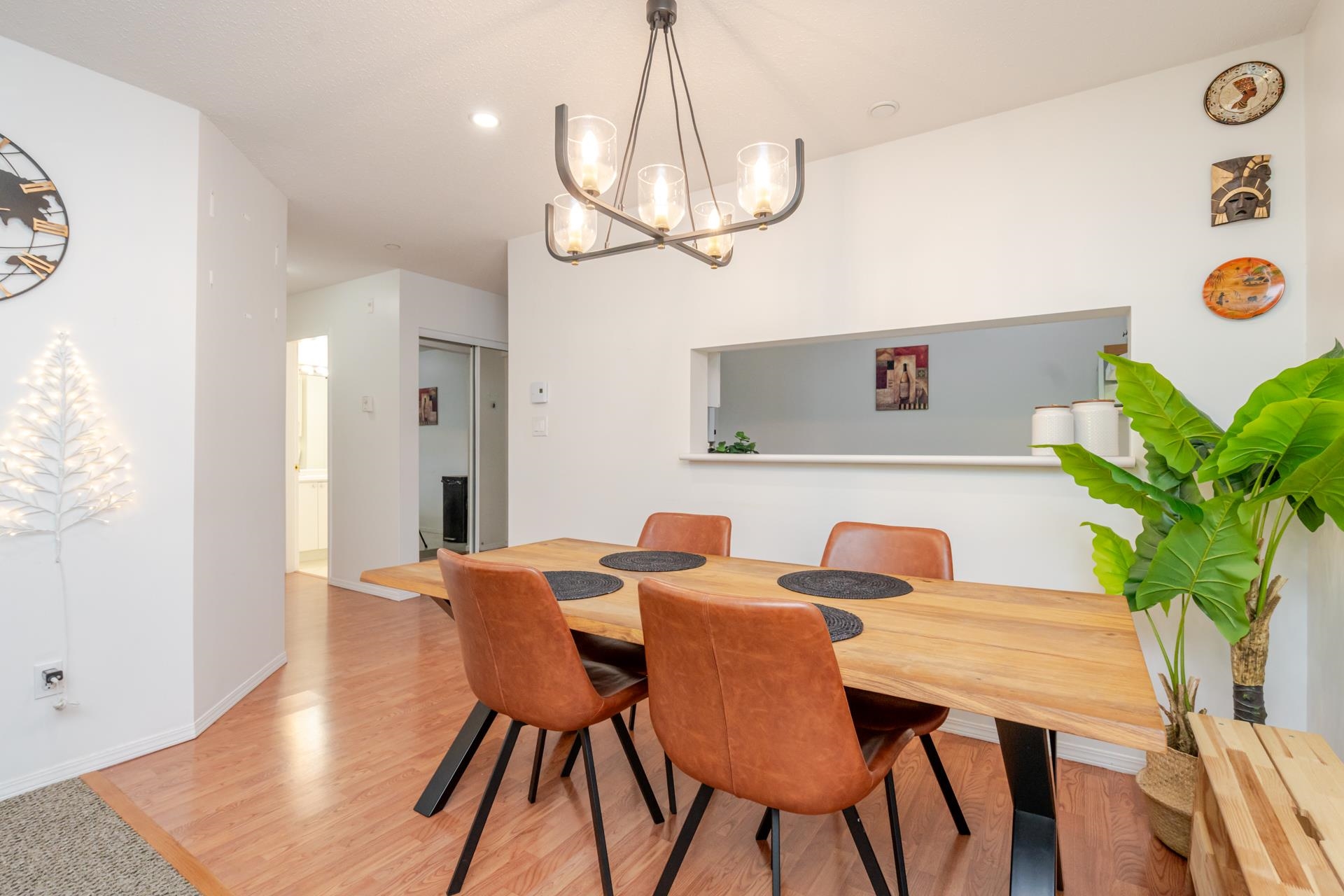 303 16137 83 AVENUE Unit: 303