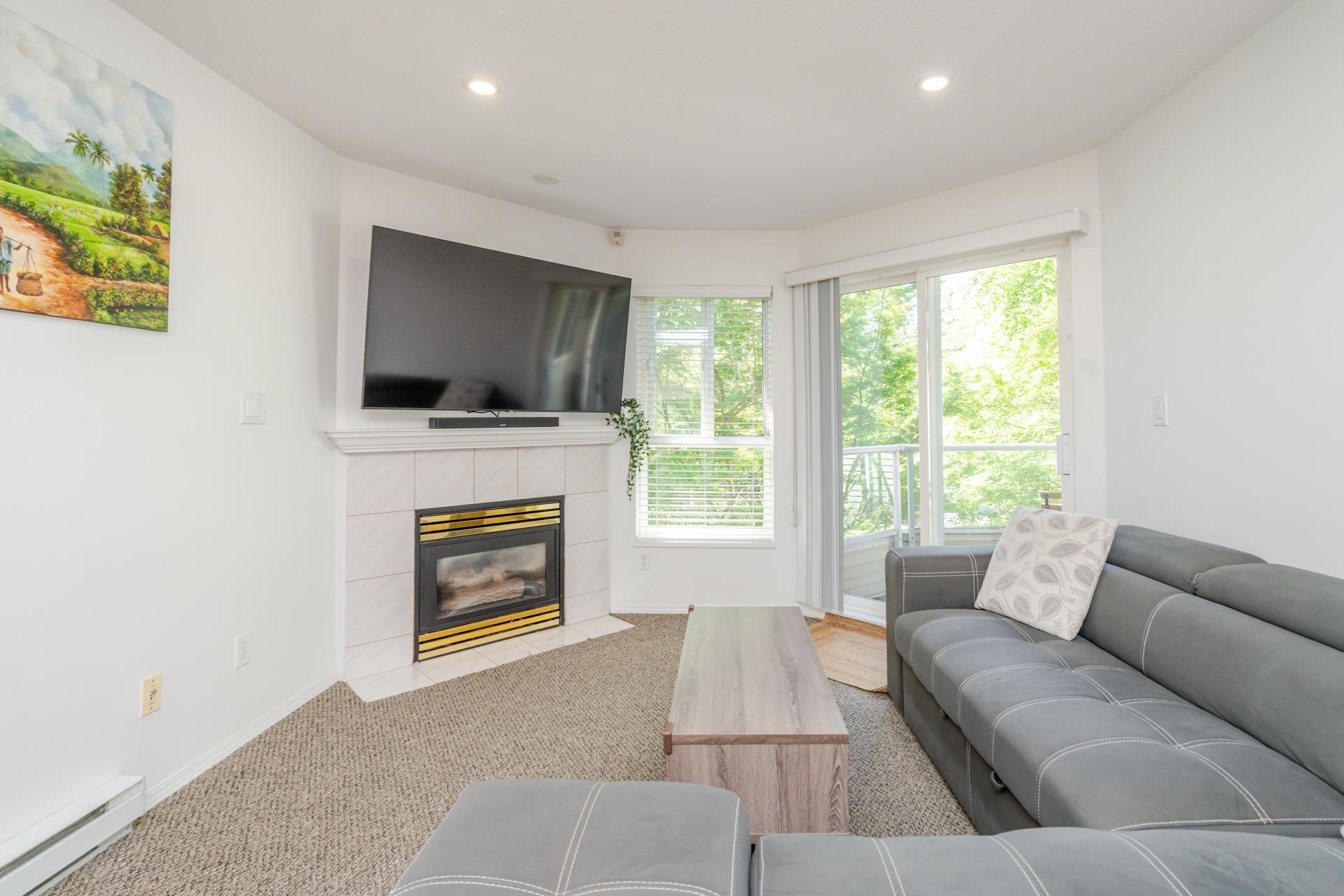 303 16137 83 AVENUE Unit: 303