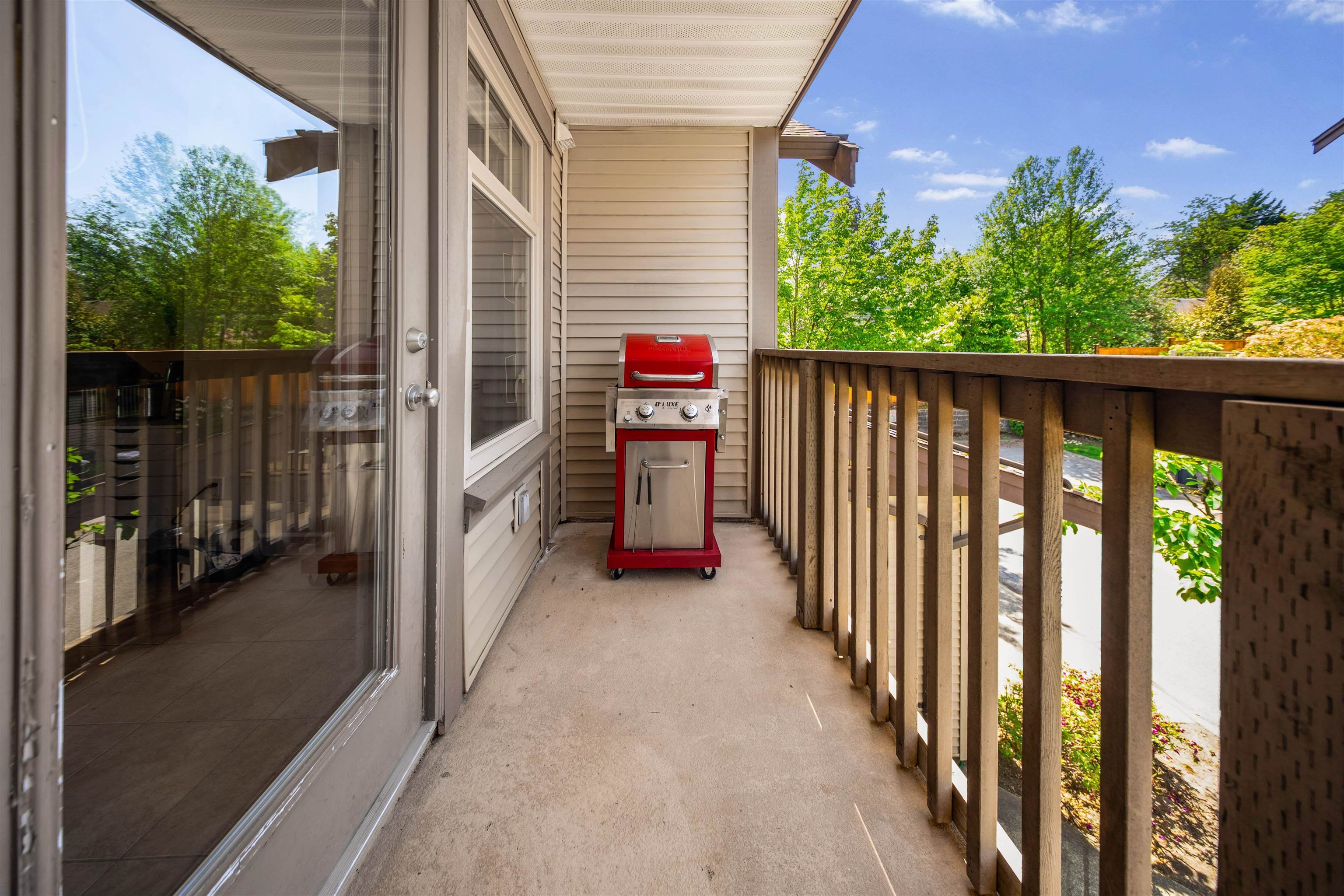 22 6238 192 STREET Unit: 22