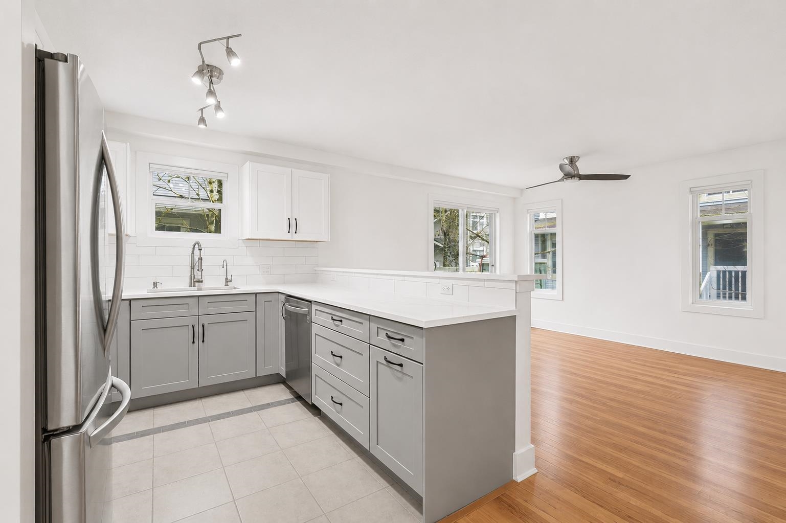 30 7428 SOUTHWYNDE AVENUE Unit: 30