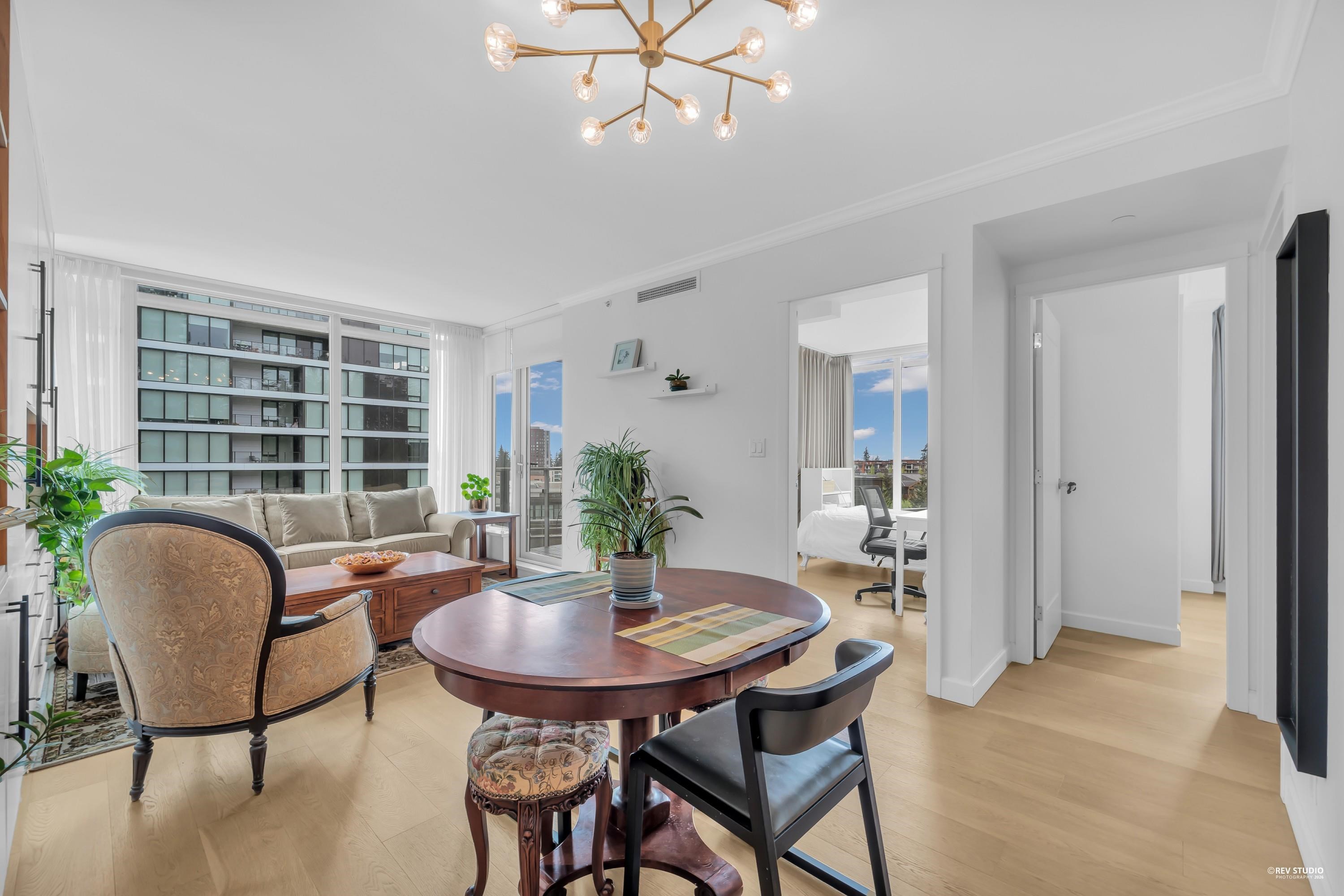 709 3355 BINNING ROAD Unit: 709