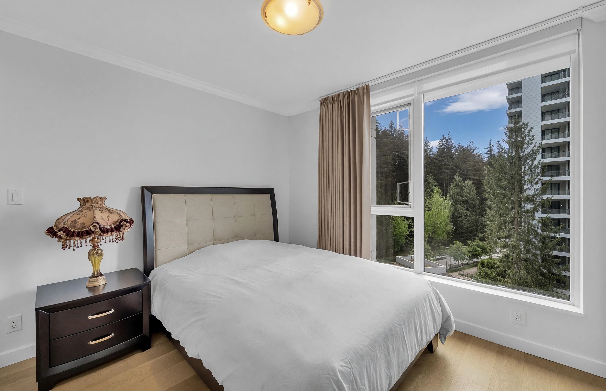 709 3355 BINNING ROAD Unit: 709