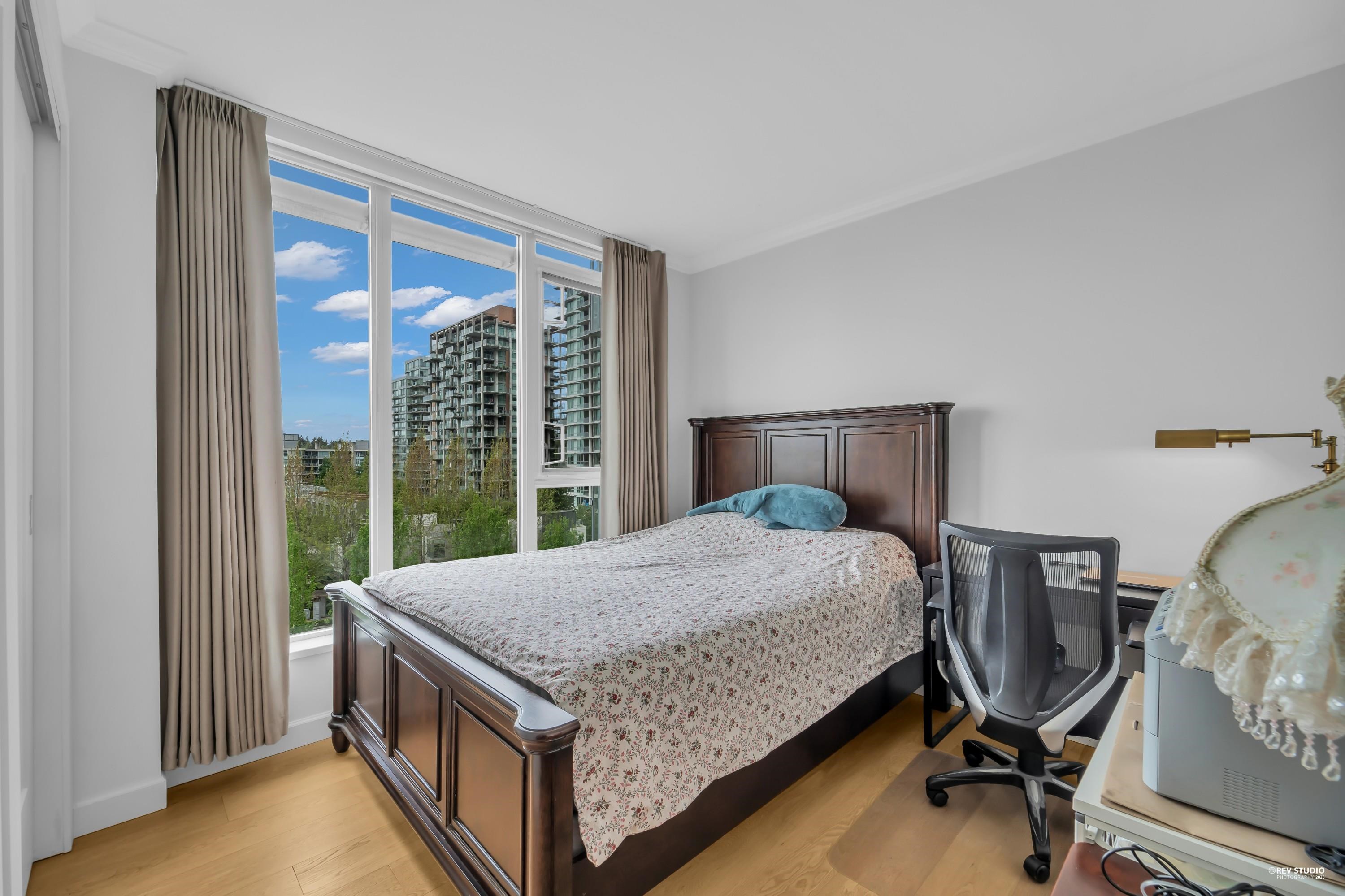 709 3355 BINNING ROAD Unit: 709