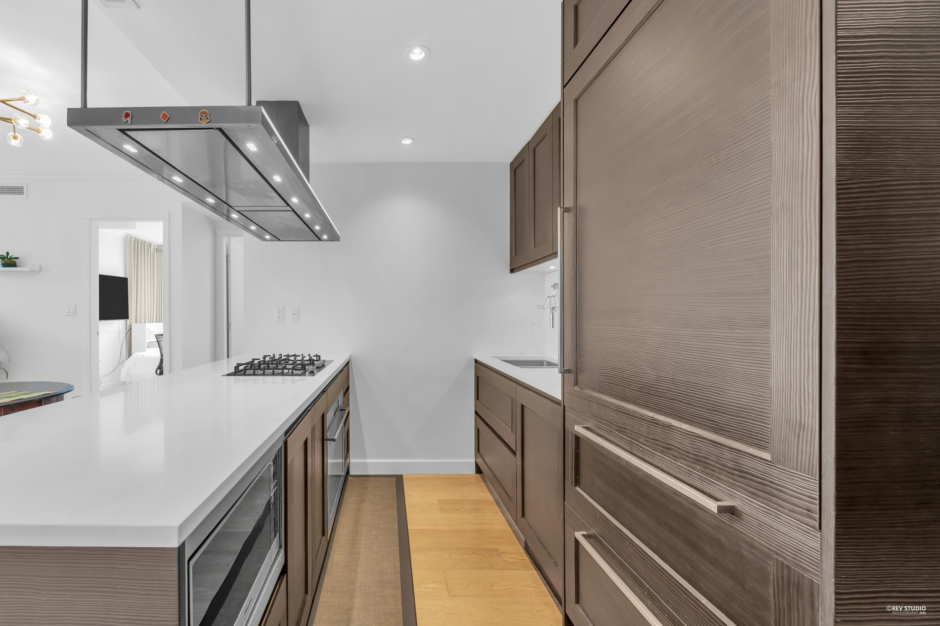 709 3355 BINNING ROAD Unit: 709
