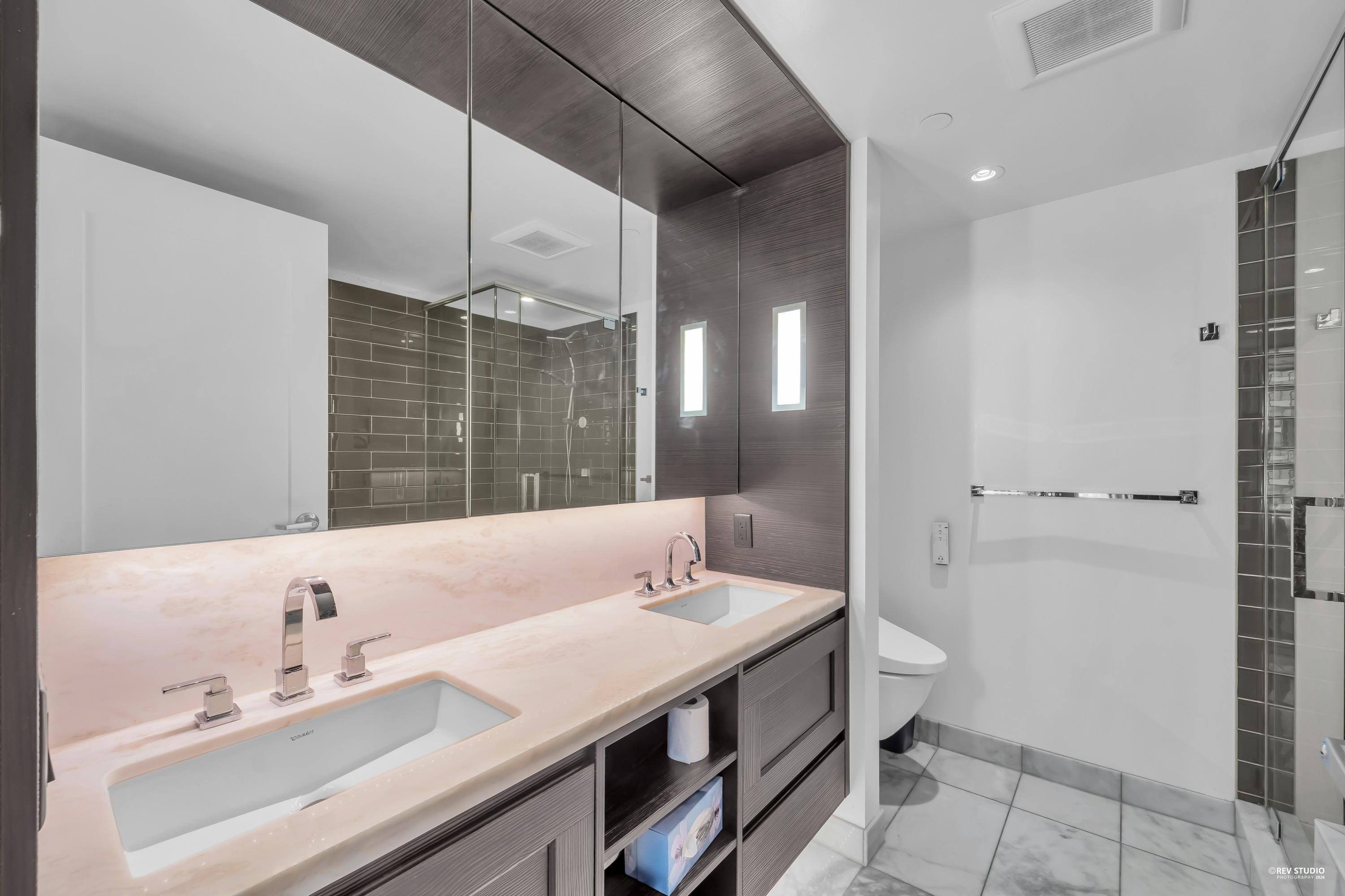 709 3355 BINNING ROAD Unit: 709