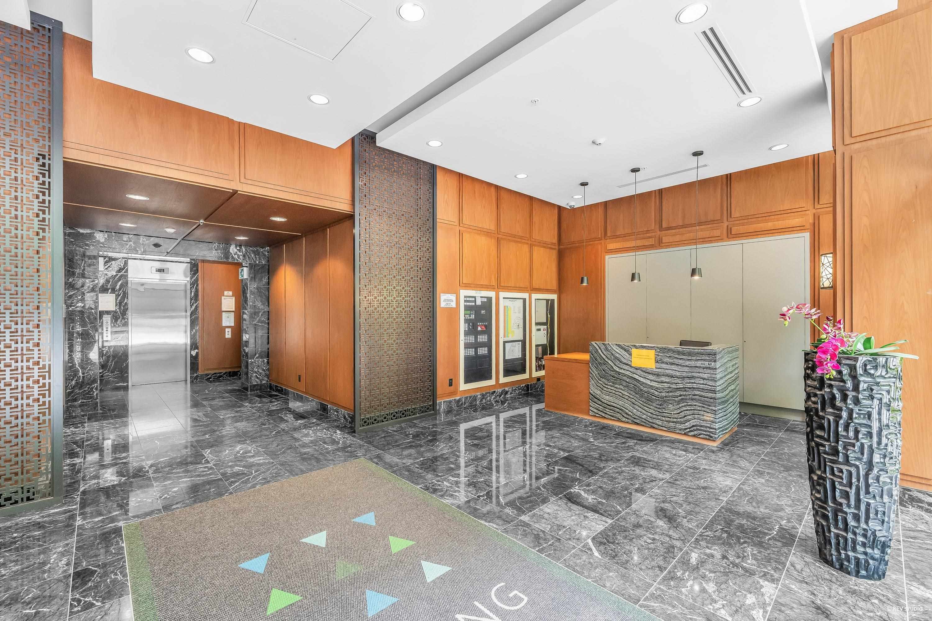 709 3355 BINNING ROAD Unit: 709