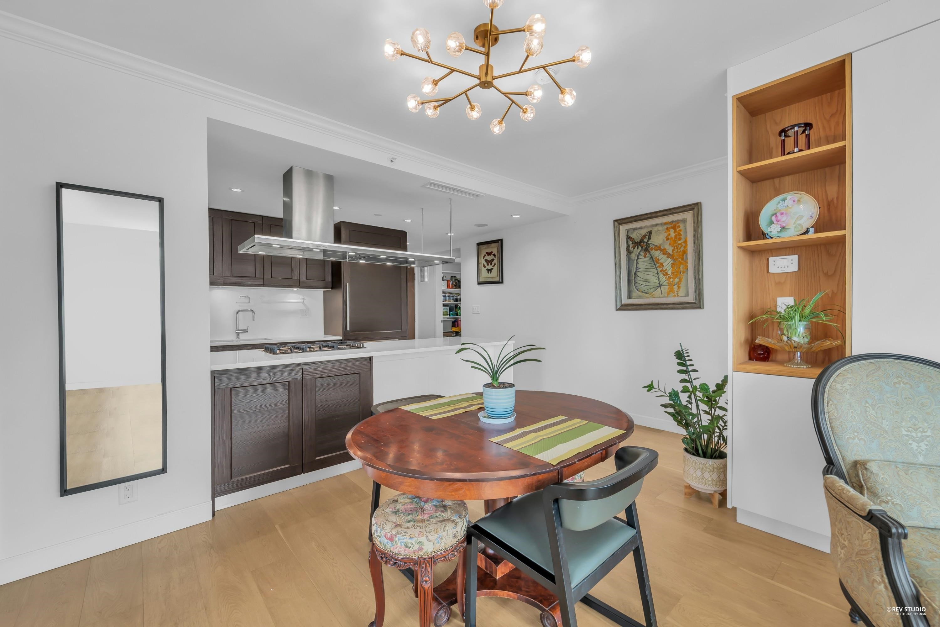 709 3355 BINNING ROAD Unit: 709