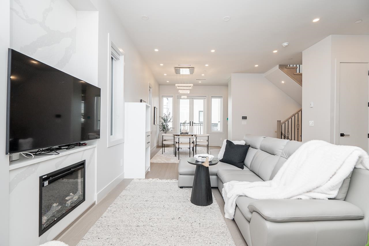 48 E 57TH AVENUE