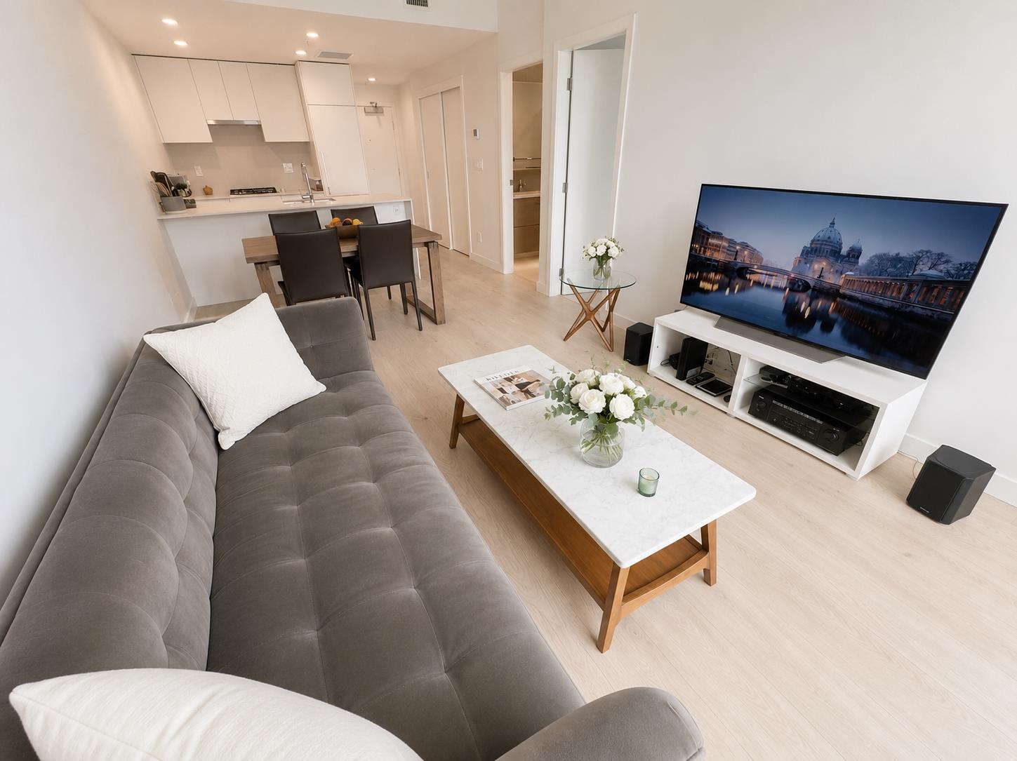 2407 2181 MADISON AVENUE Unit: 2407