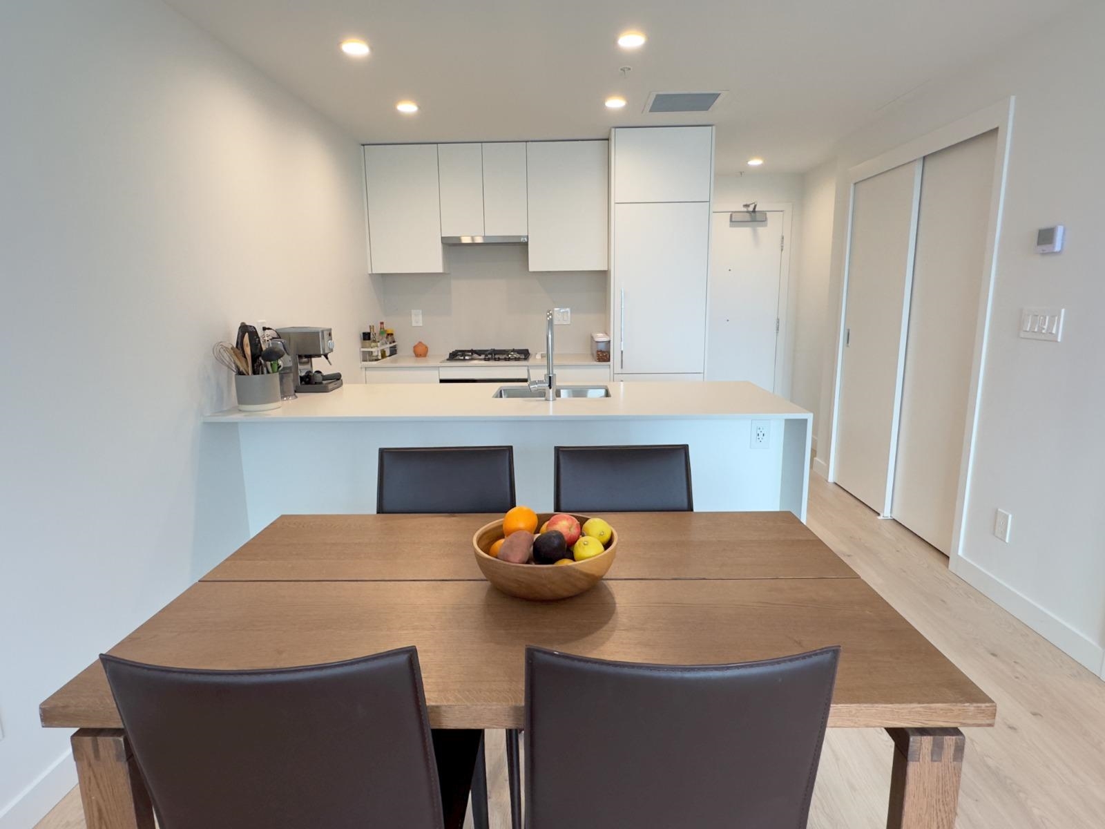 2407 2181 MADISON AVENUE Unit: 2407