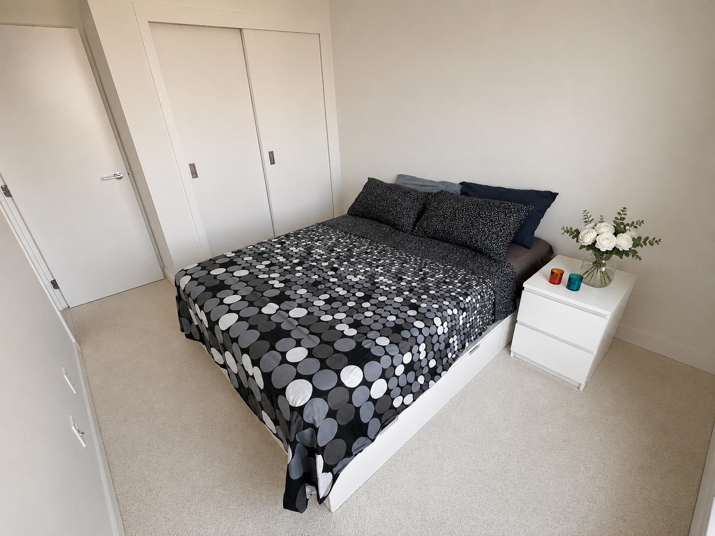 2407 2181 MADISON AVENUE Unit: 2407