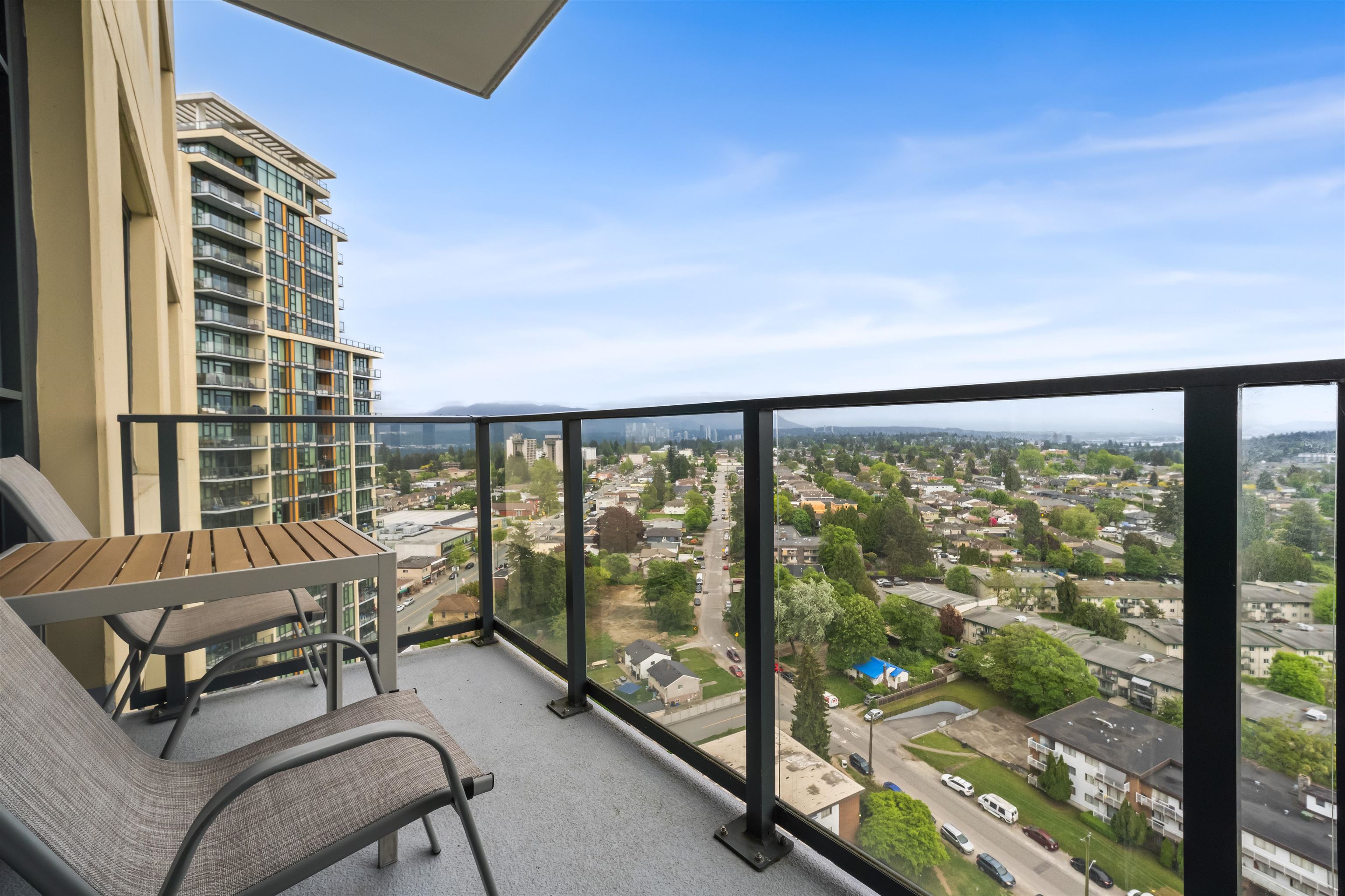 2006 7388 KINGSWAY Unit: 2006