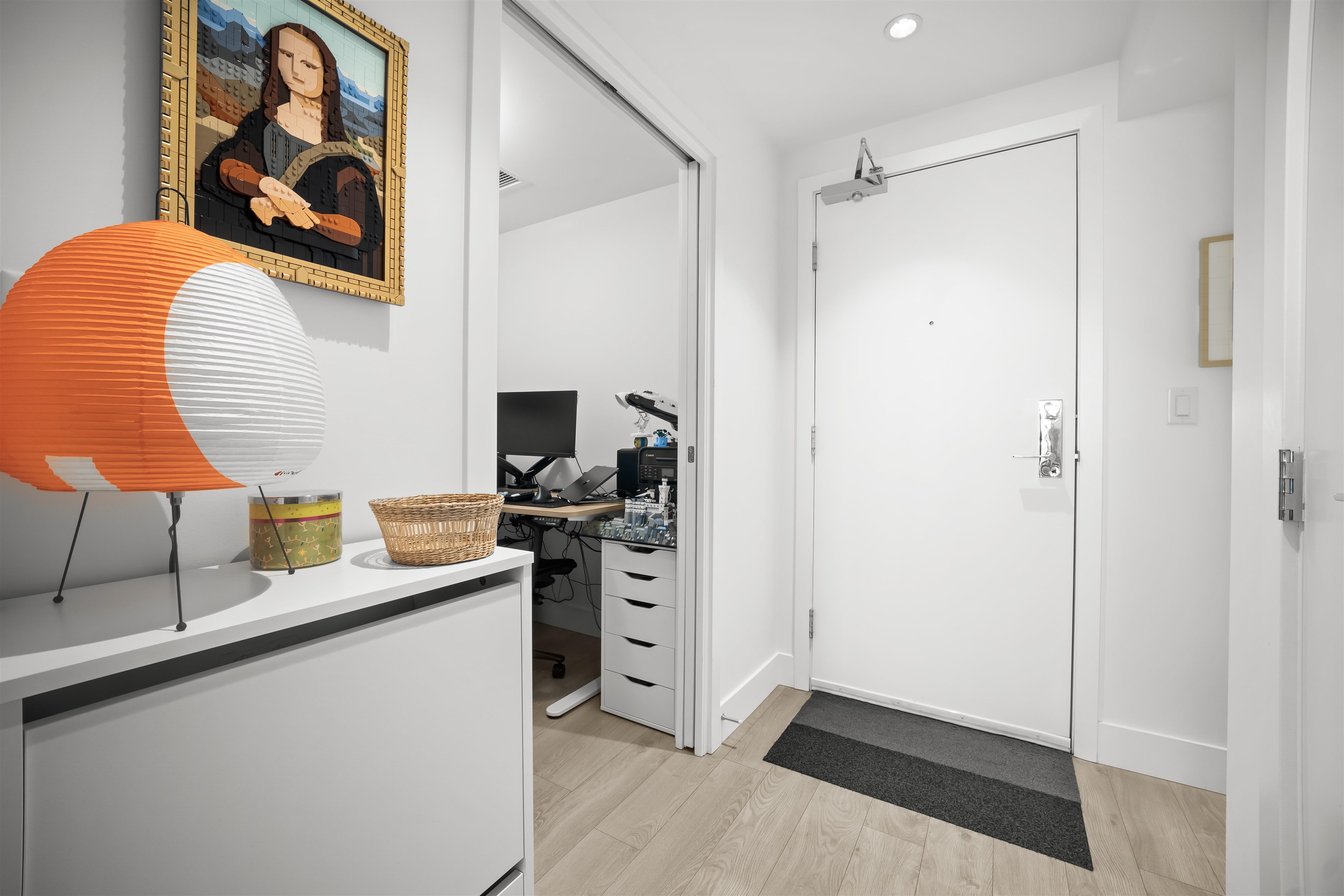 2006 7388 KINGSWAY Unit: 2006