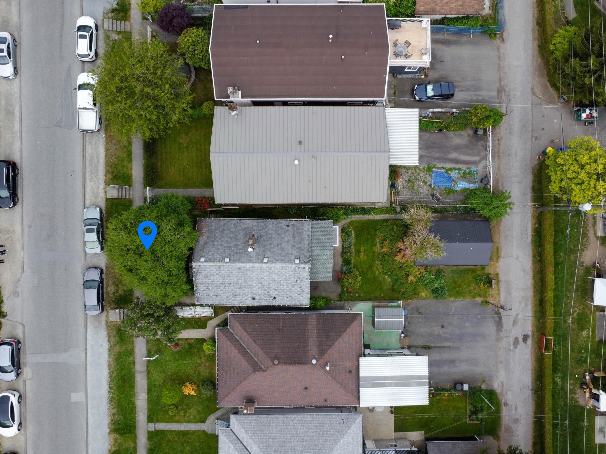 36 WARWICK AVENUE