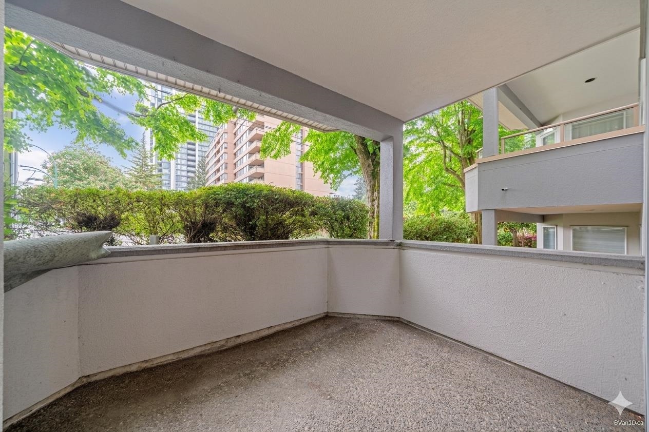 101 525 AUSTIN AVENUE Unit: 101