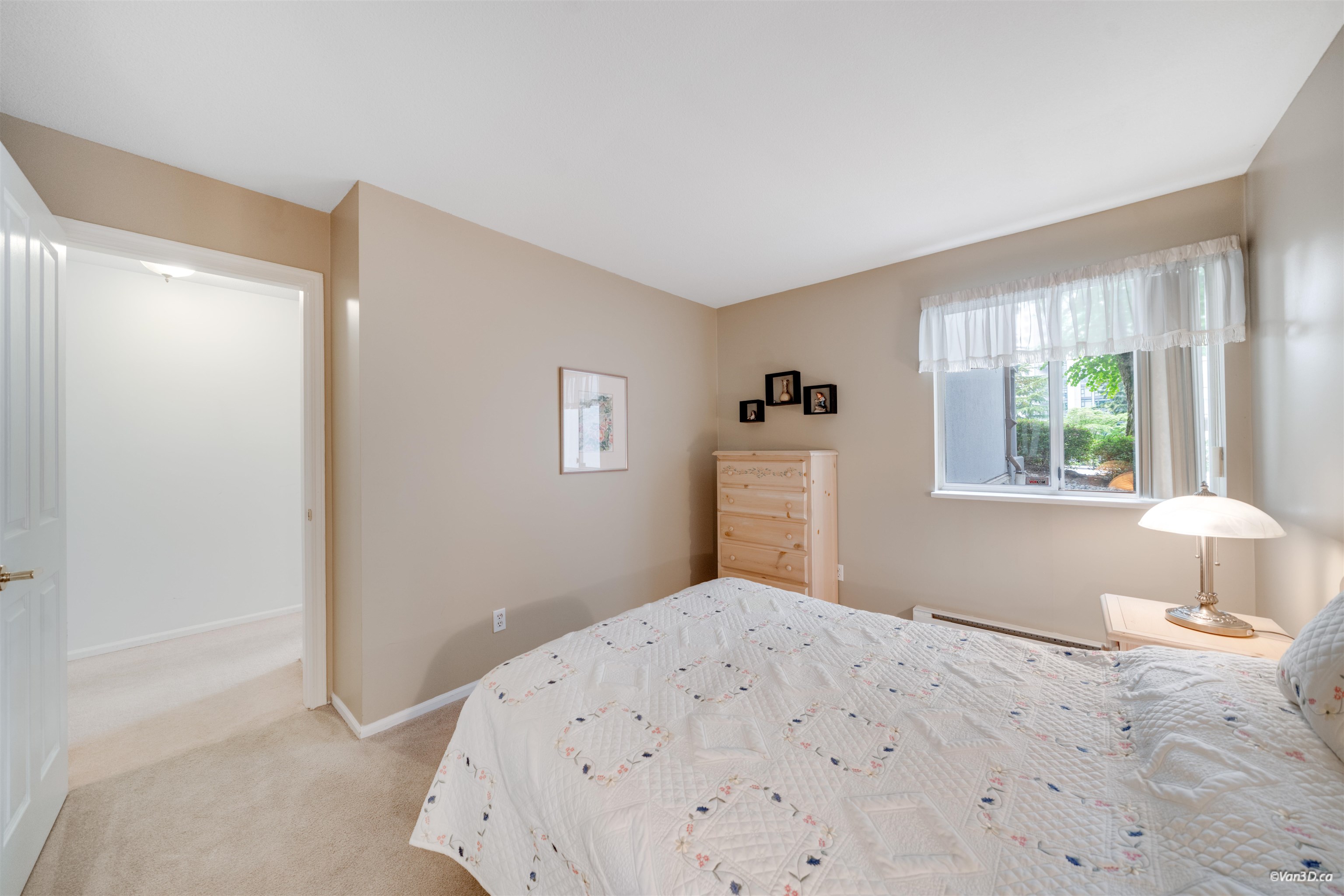 101 525 AUSTIN AVENUE Unit: 101