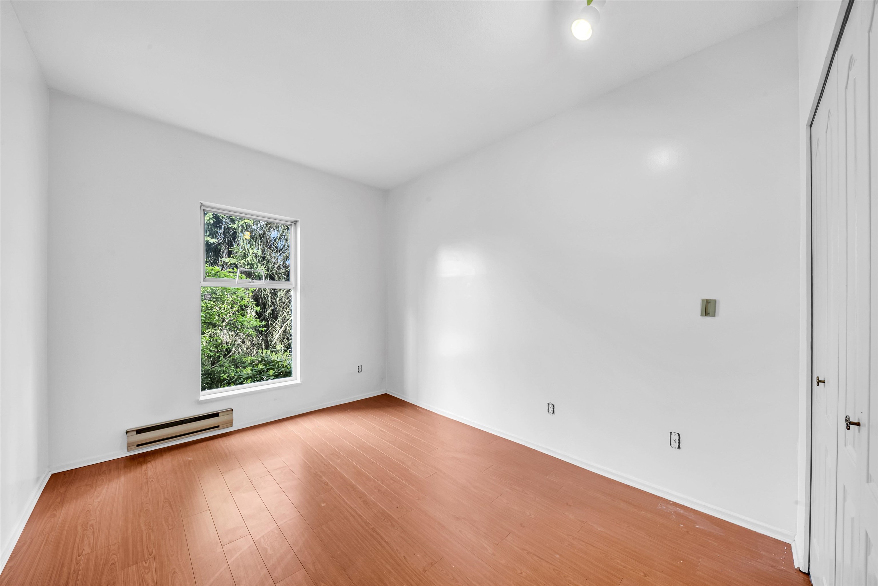 212 13918 72 AVENUE Unit: 212