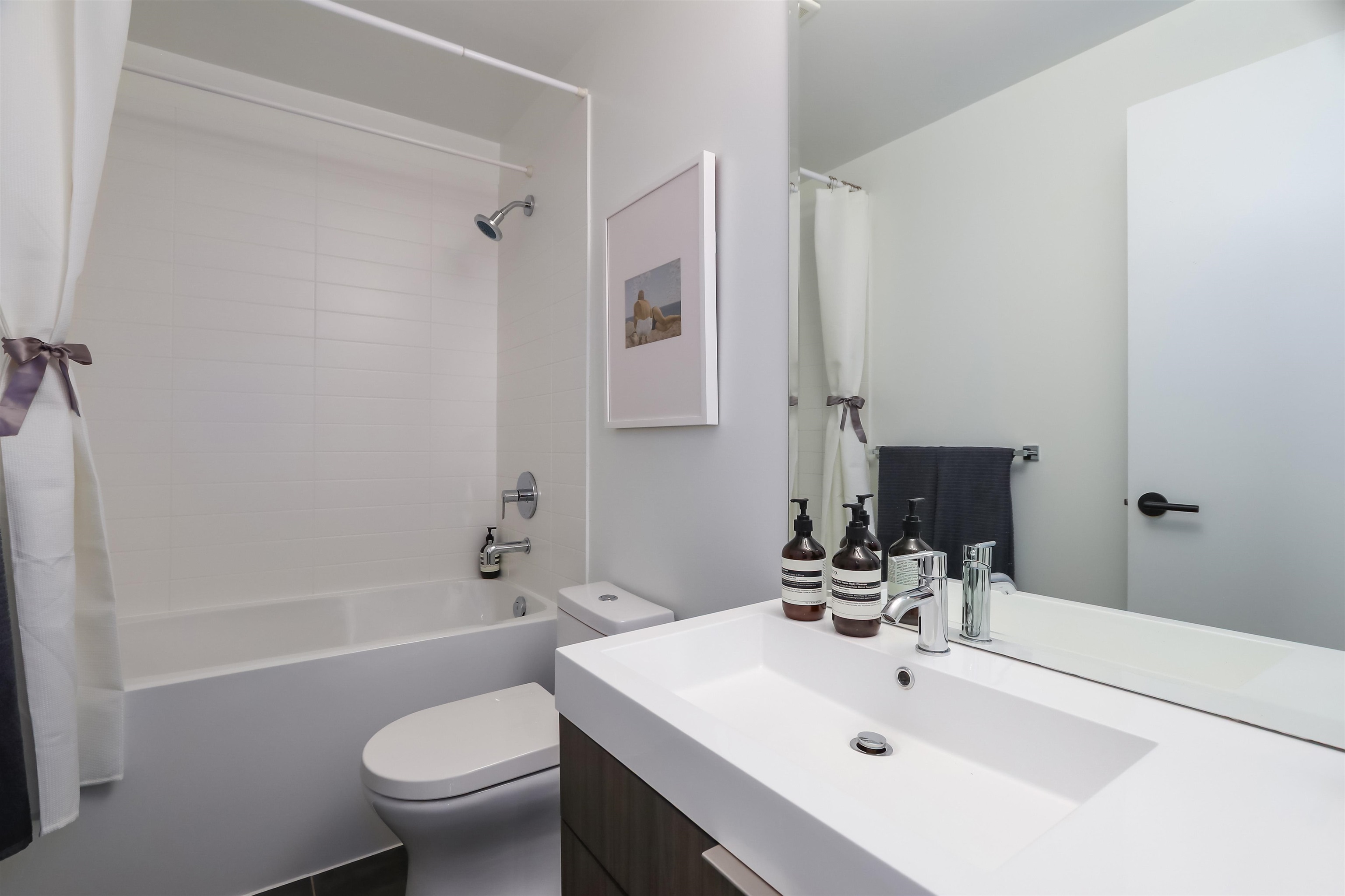 607 289 E 6 AVENUE Unit: 607