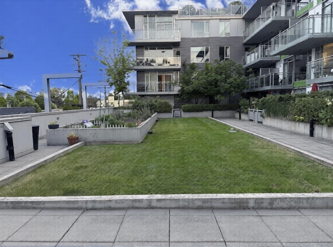 607 289 E 6 AVENUE Unit: 607