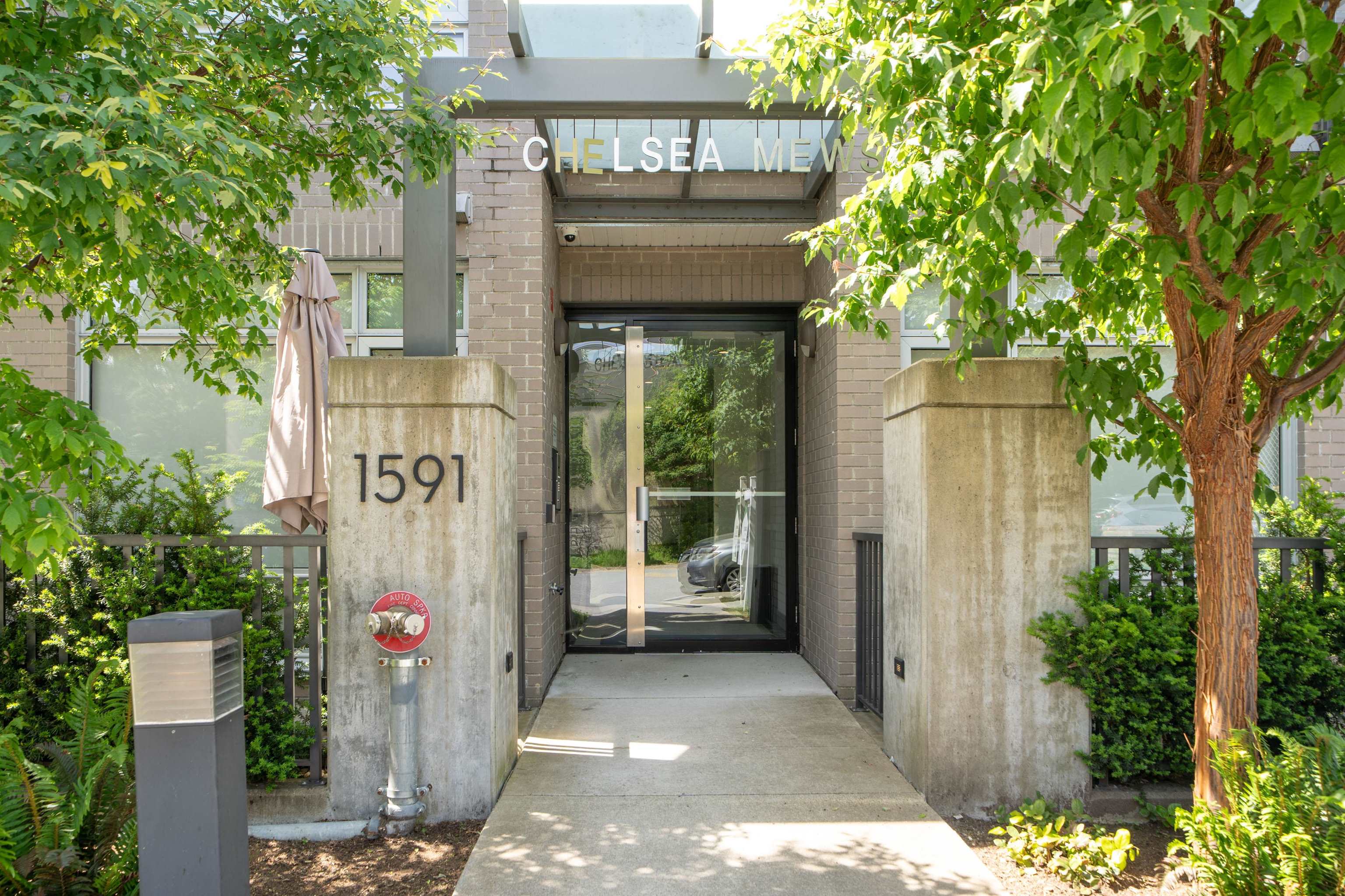 104 1591 BOWSER AVENUE Unit: 104