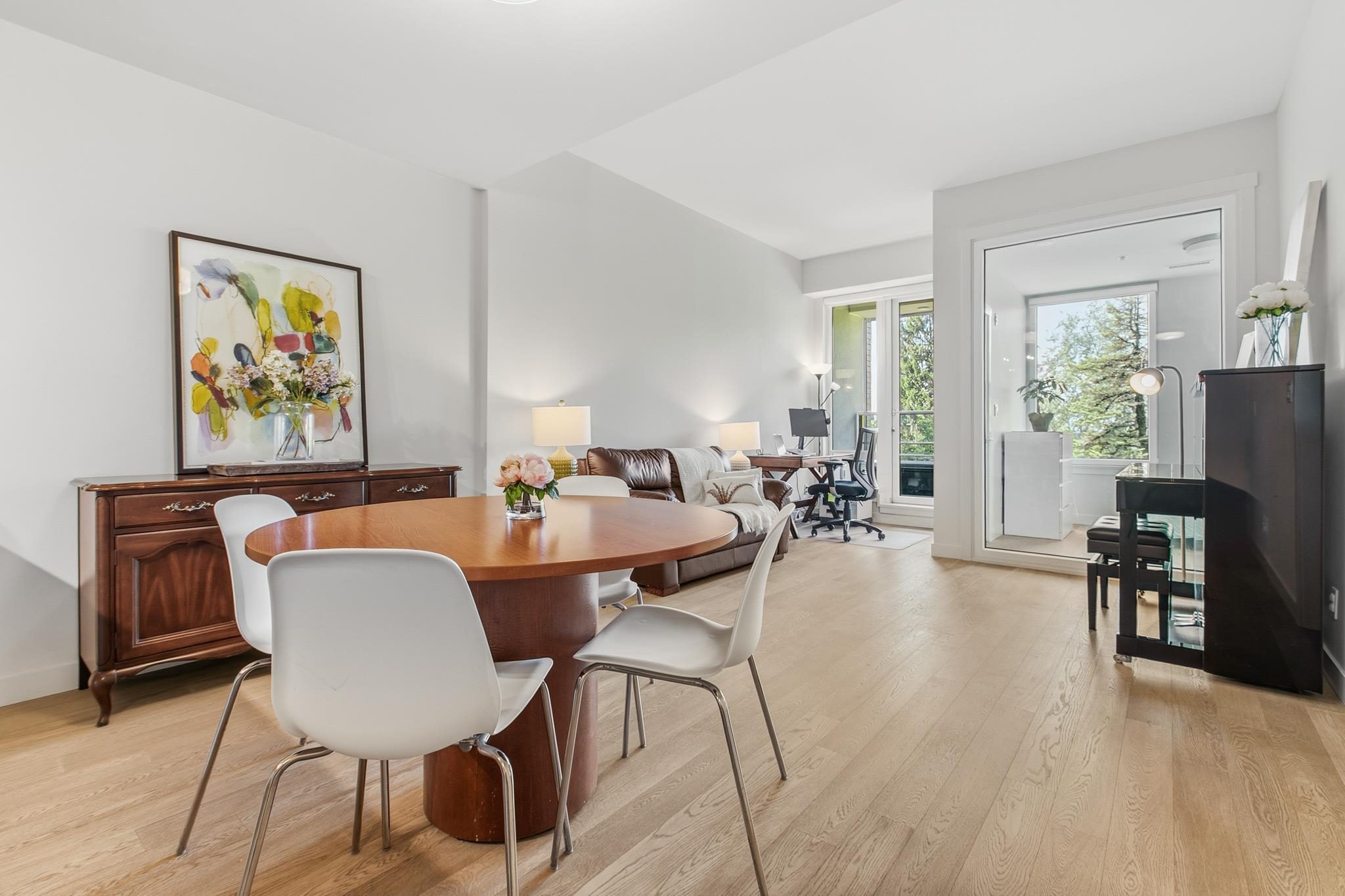 307 4488 CAMBIE STREET Unit: 307