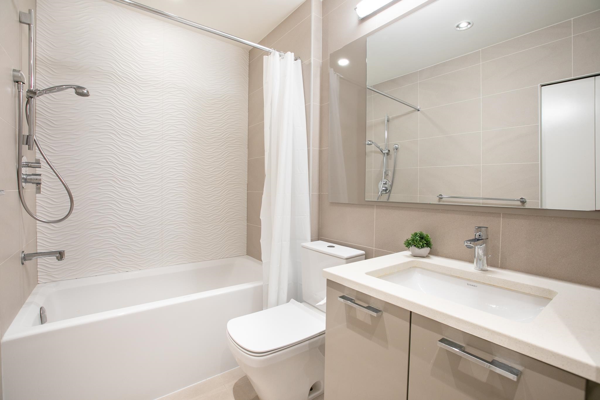 307 4488 CAMBIE STREET Unit: 307