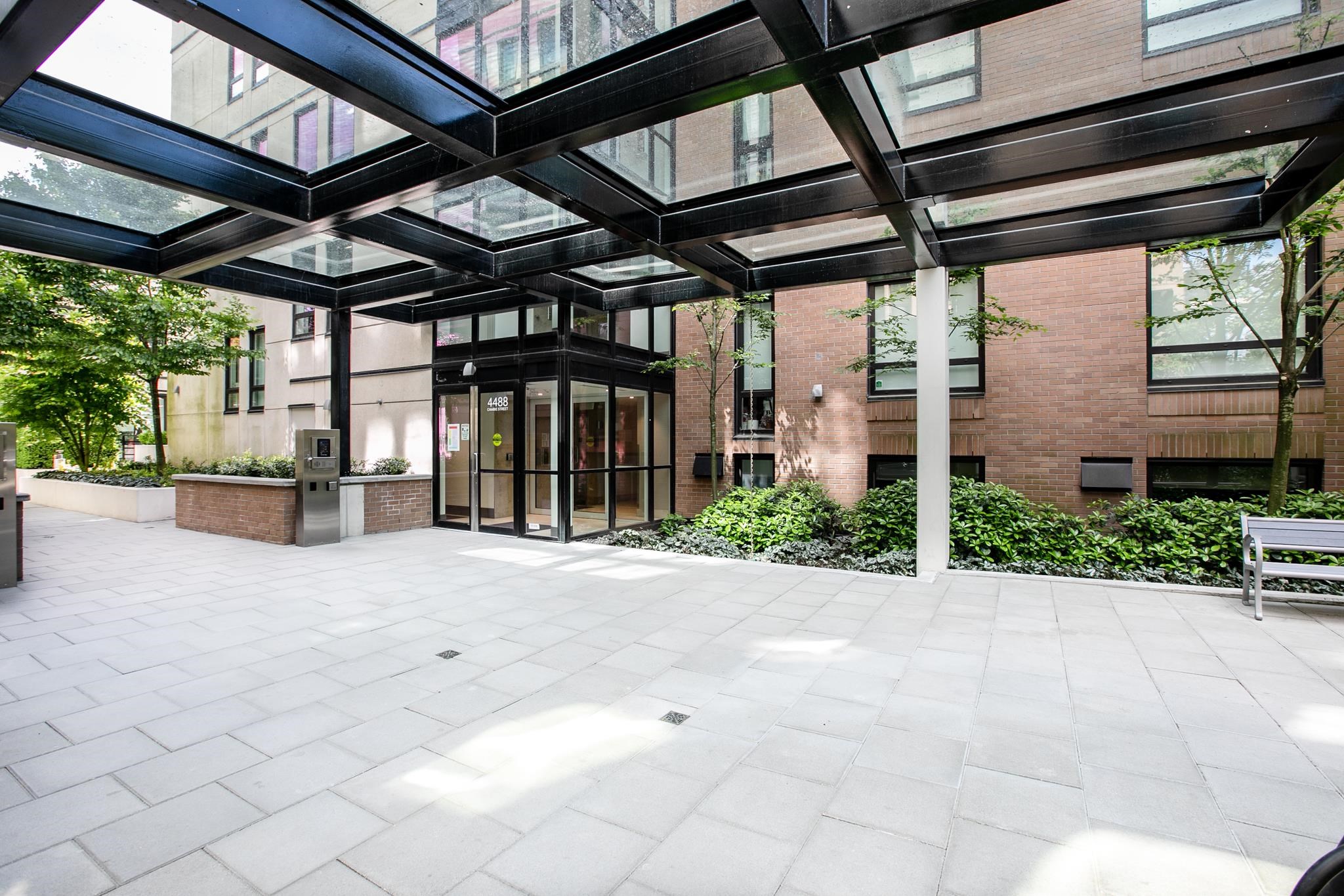 307 4488 CAMBIE STREET Unit: 307